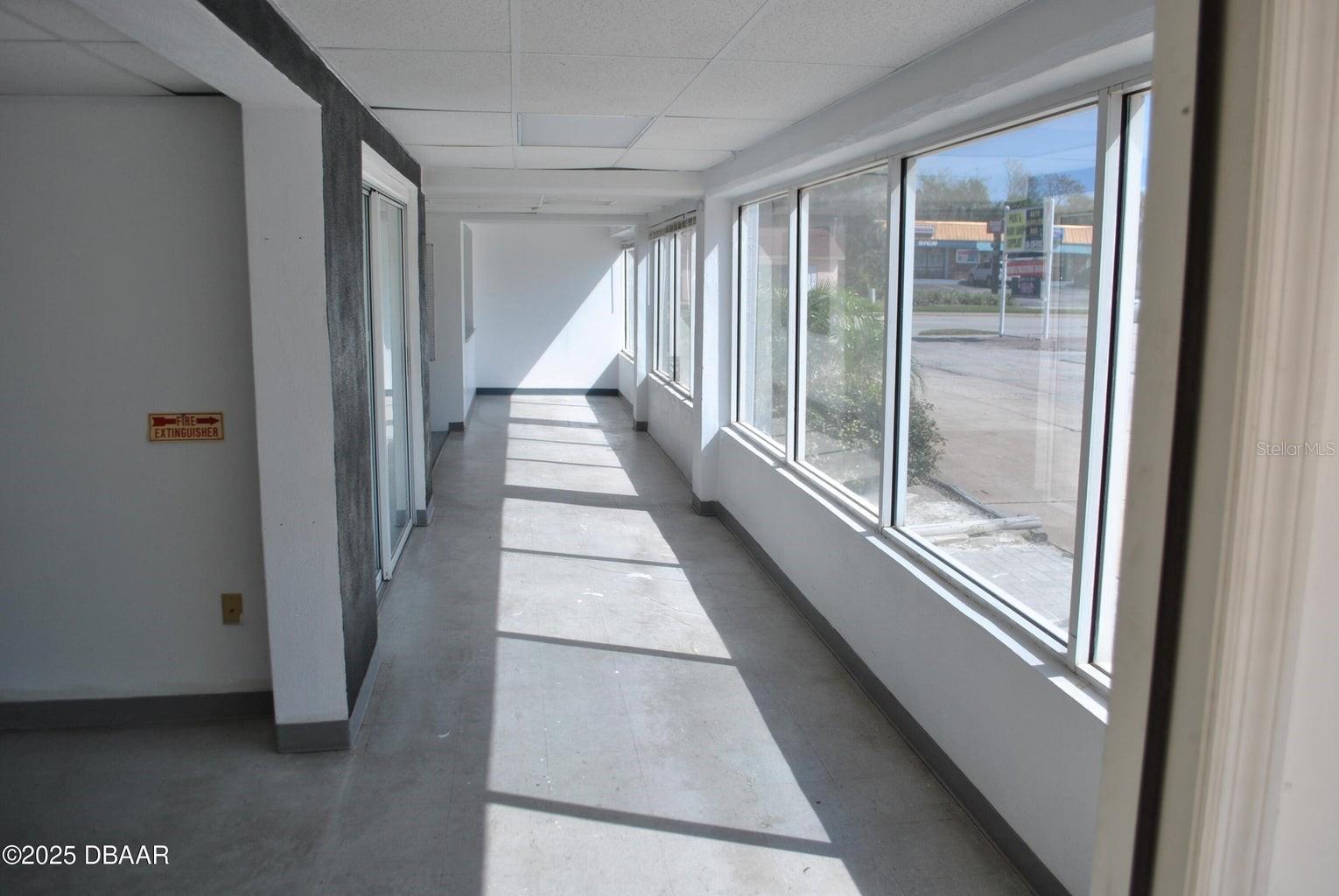 MASON & CARSWELLS HOLLY HILL - Commercial Sale