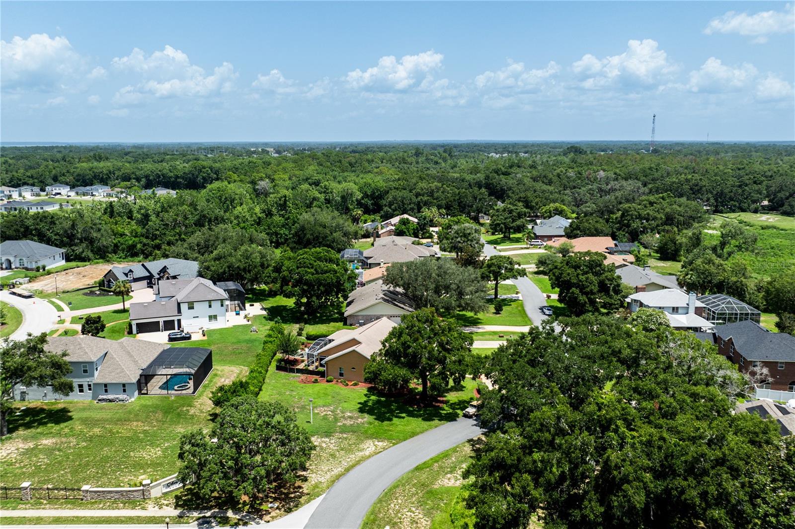 GREEN TREE SUB - Residential