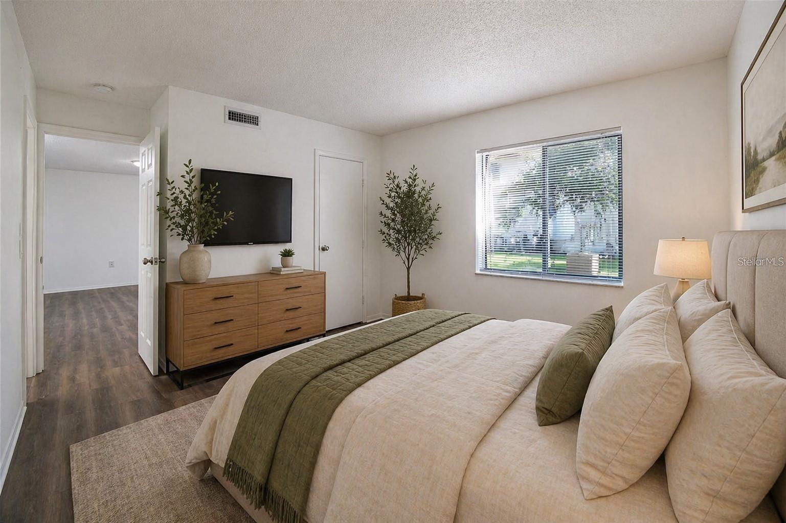 WOODSIDE VILLAGE CONDO - Residential Lease