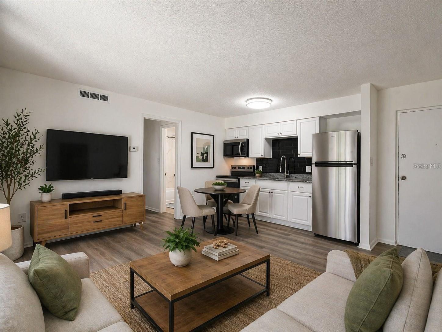 WOODSIDE VILLAGE CONDO - Residential Lease