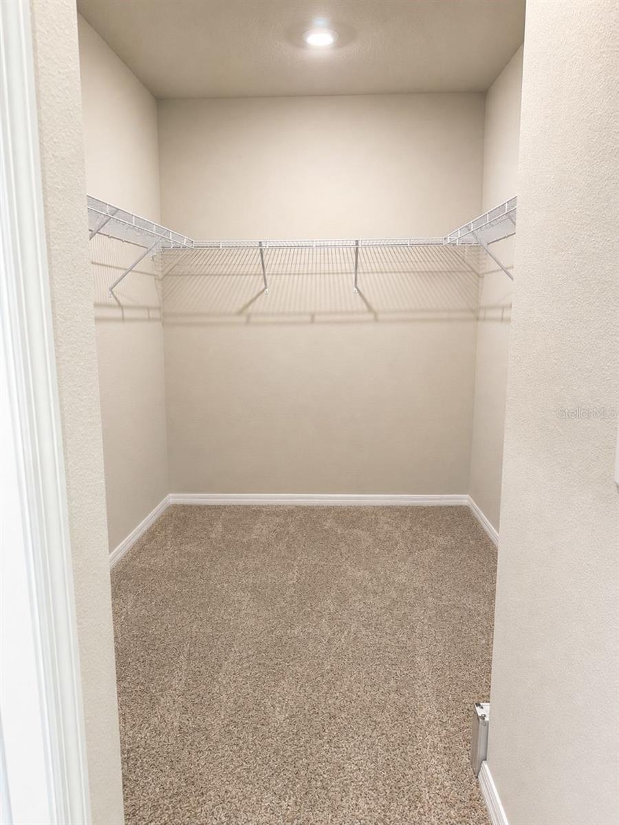 ALFORD OAKS - Residential