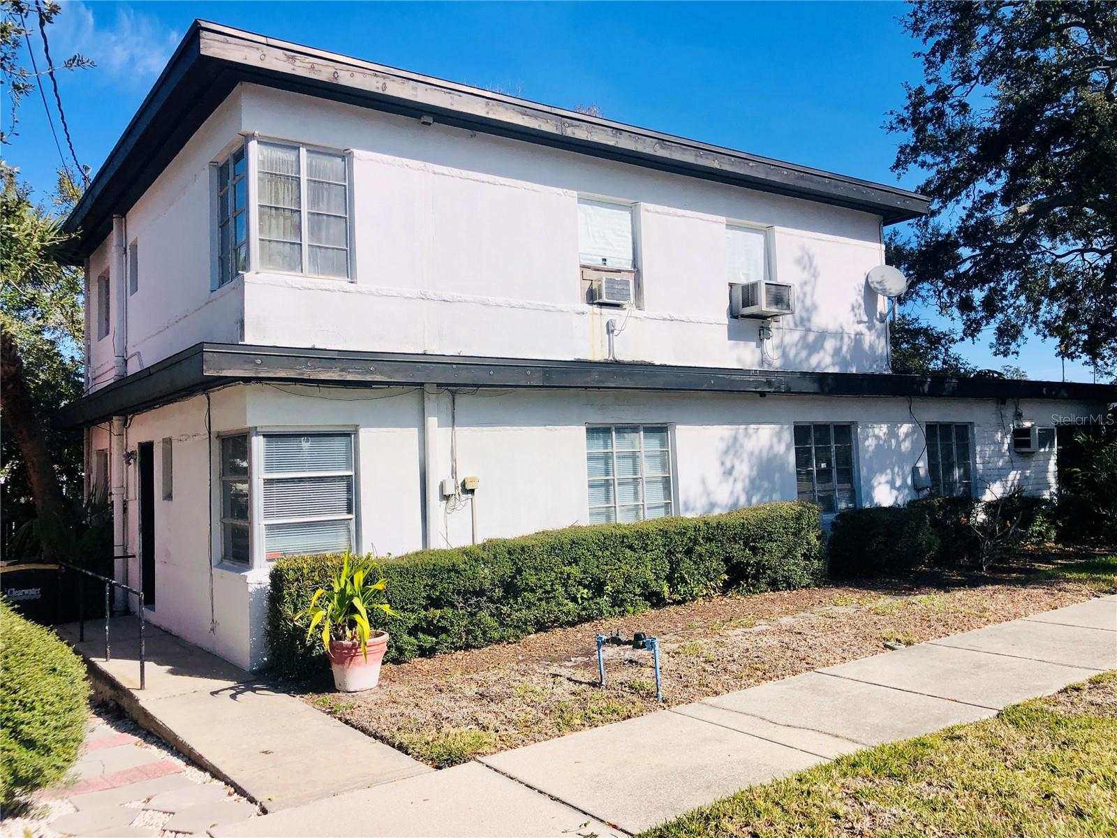 NORTH SHORE PARK - Commercial Sale