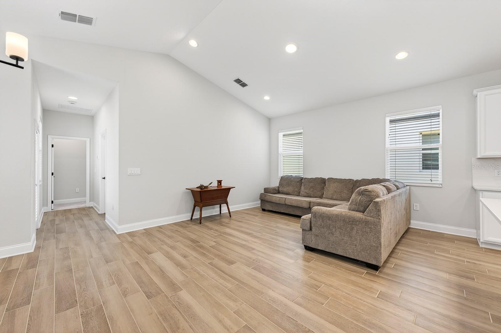 RIVINGTON PH 2B - Residential