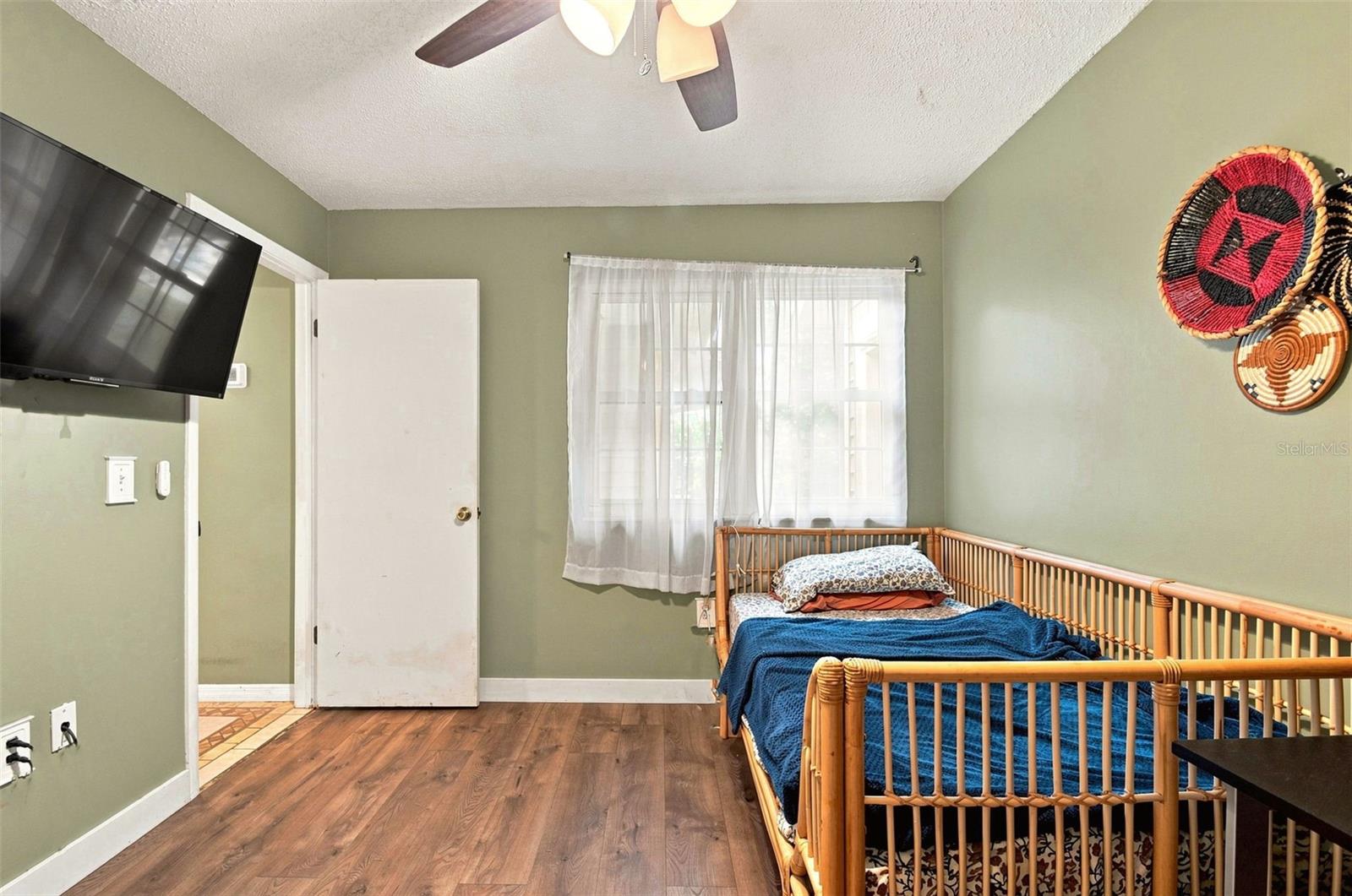 WESTLAKE MANOR UNIT 2B - Residential