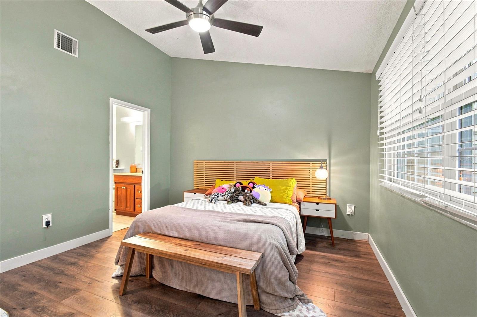 WESTLAKE MANOR UNIT 2B - Residential
