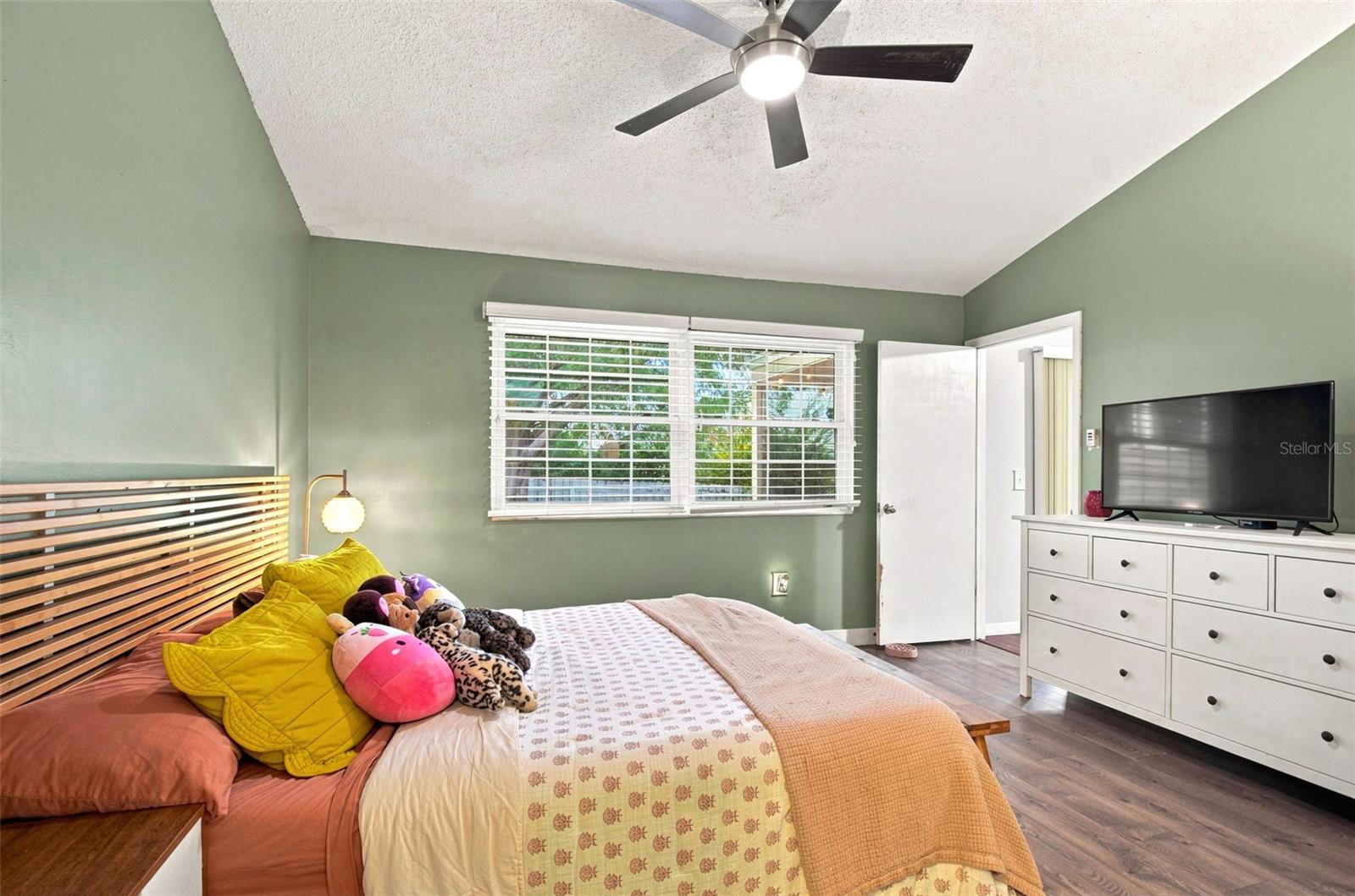WESTLAKE MANOR UNIT 2B - Residential