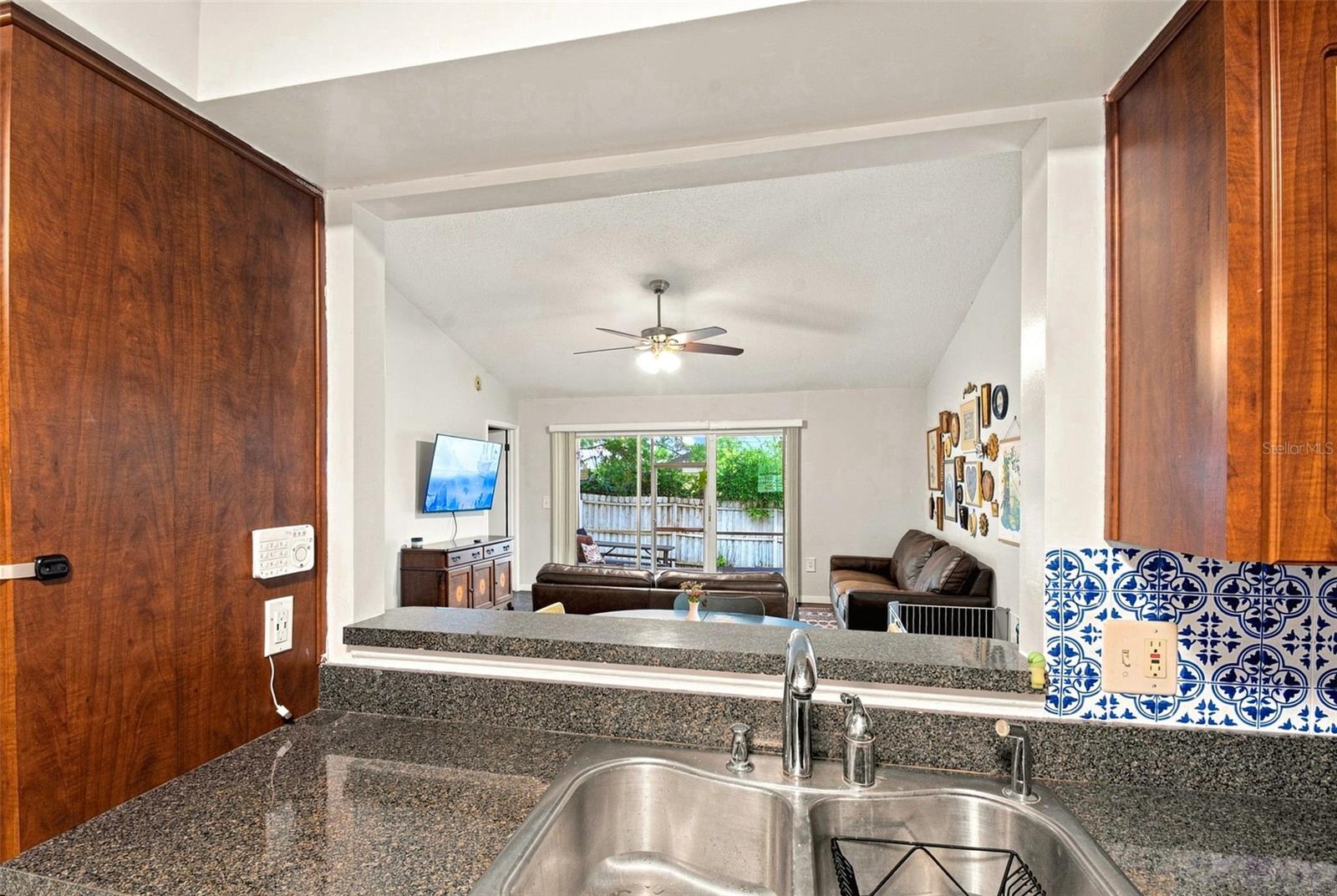 WESTLAKE MANOR UNIT 2B - Residential