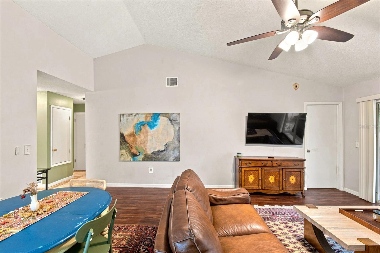WESTLAKE MANOR UNIT 2B - Residential