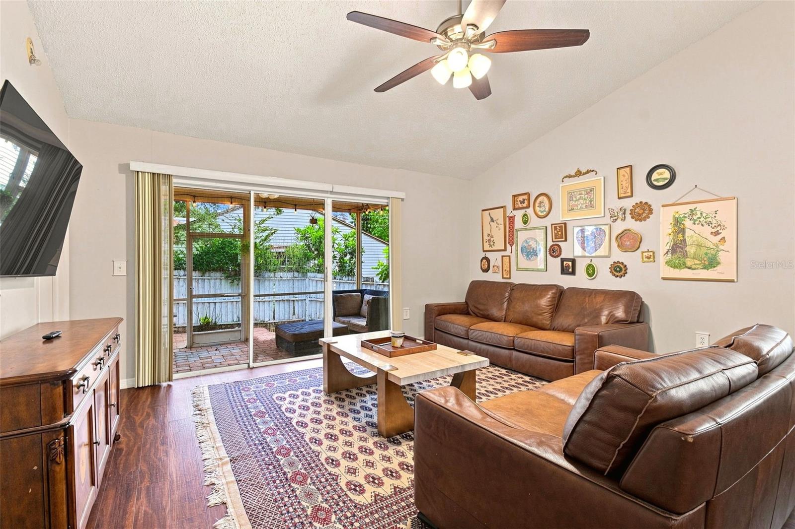 WESTLAKE MANOR UNIT 2B - Residential
