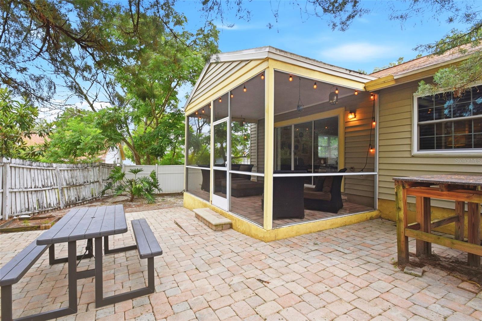 WESTLAKE MANOR UNIT 2B - Residential