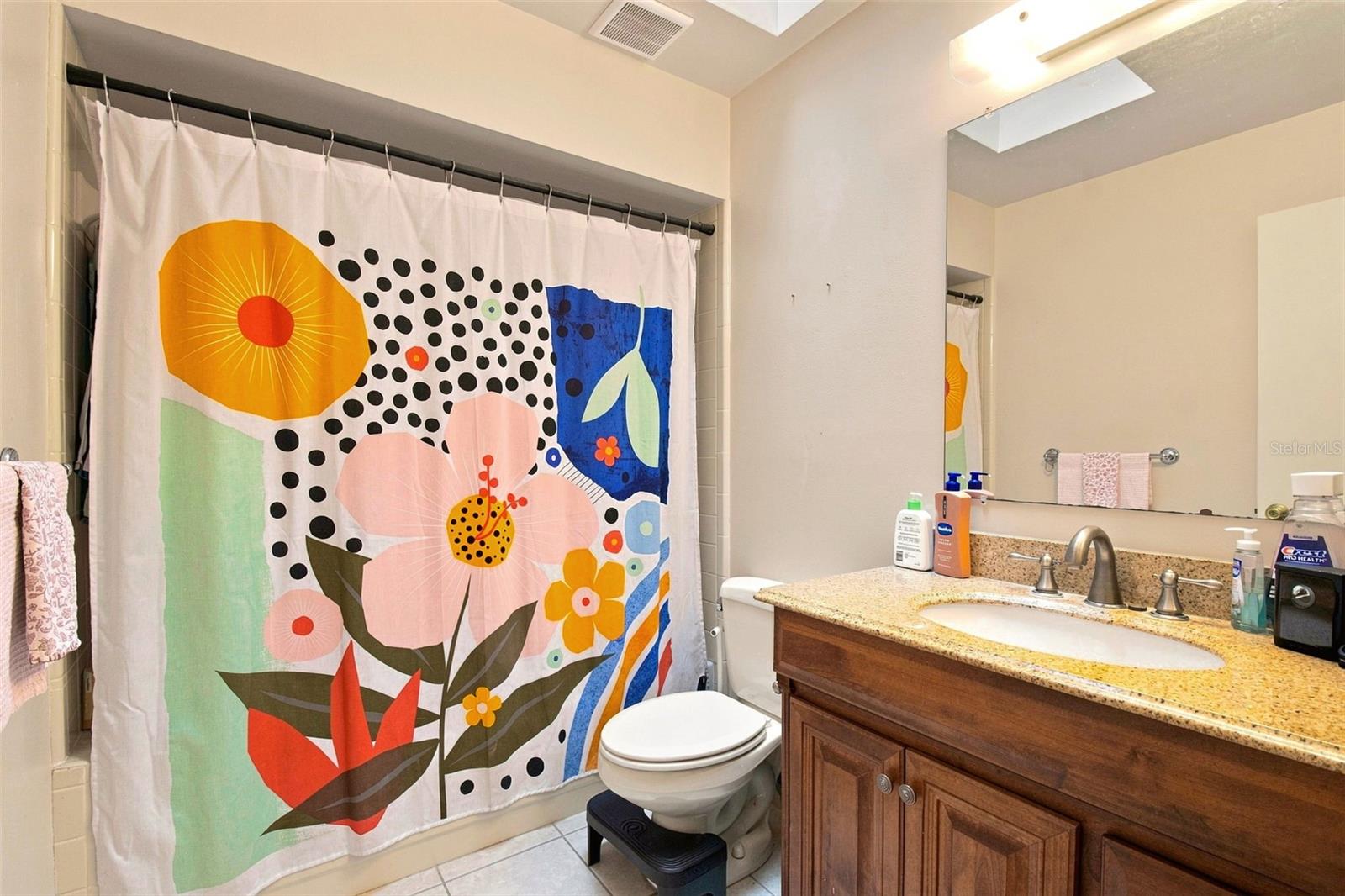 WESTLAKE MANOR UNIT 2B - Residential