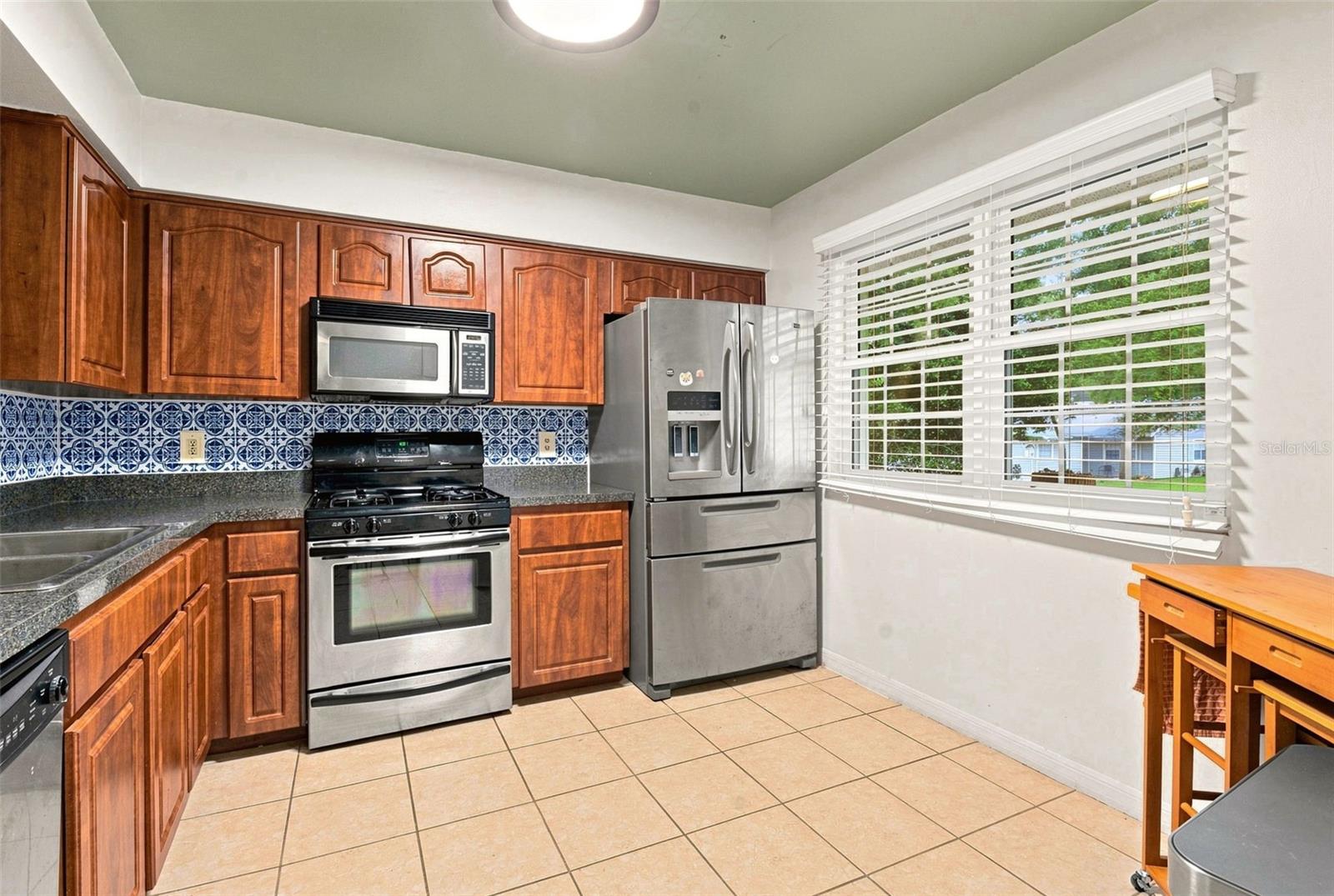 WESTLAKE MANOR UNIT 2B - Residential