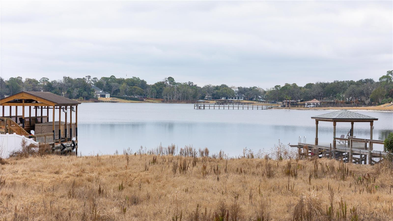 LAKE MARKHAM ESTATES - Land