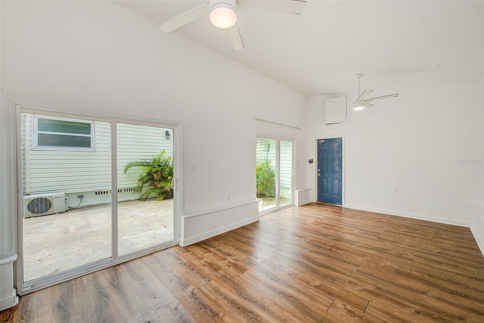 SUNSET POINT 2ND ADD - Residential