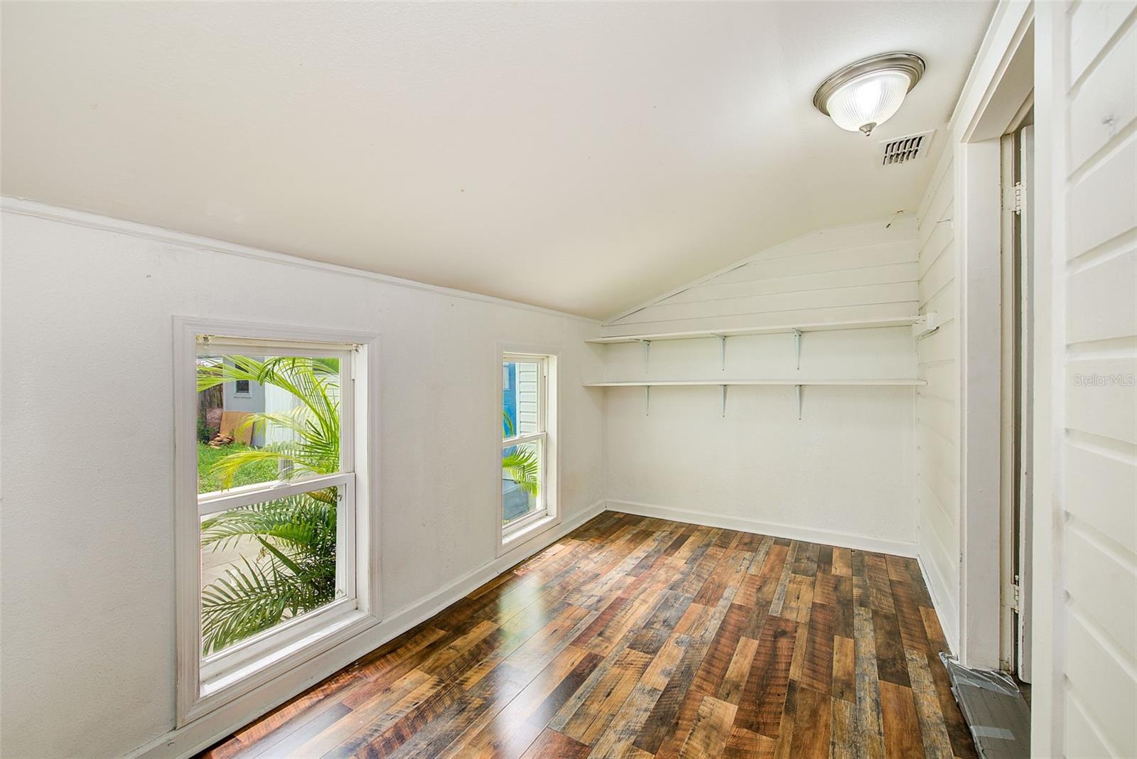 SUNSET POINT 2ND ADD - Residential