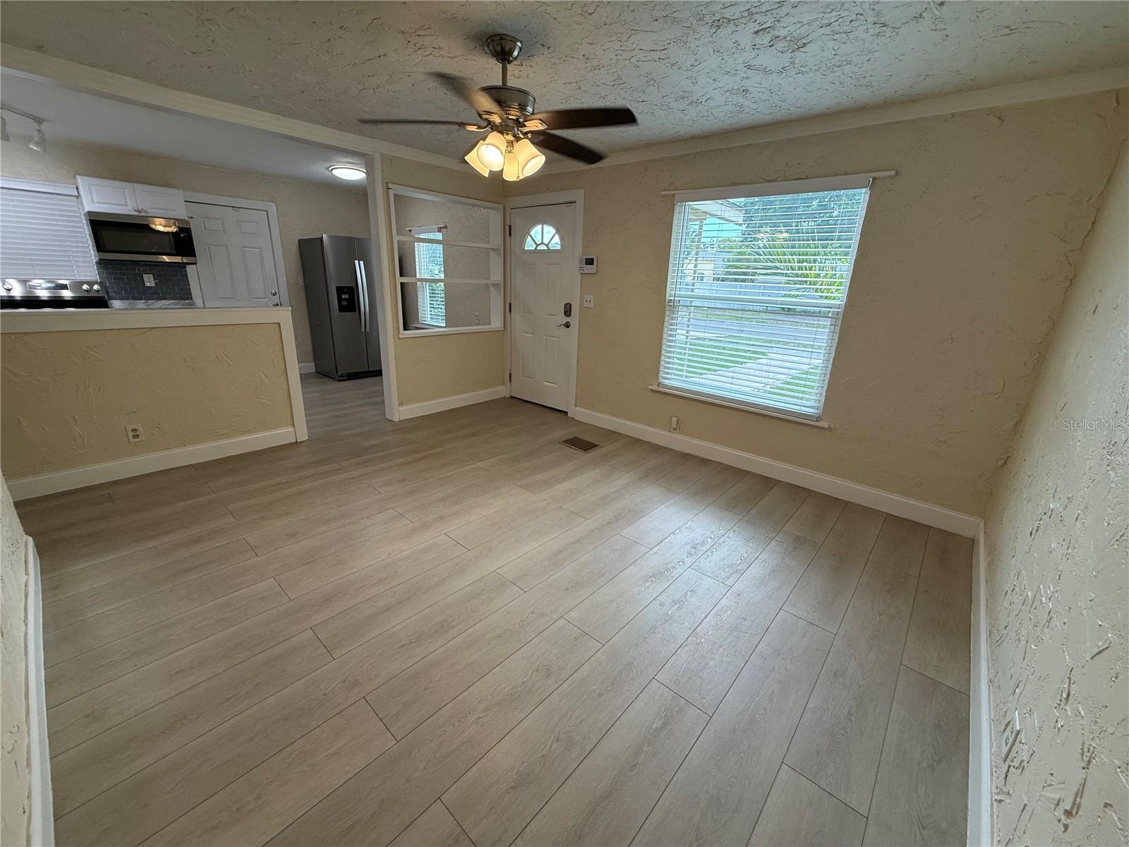 ROUSE MANOR - Residential Lease
