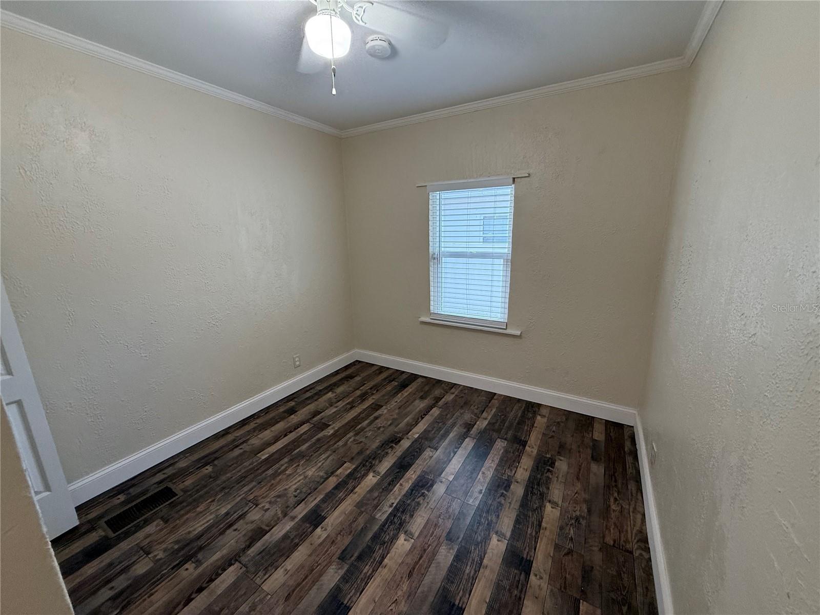 ROUSE MANOR - Residential Lease