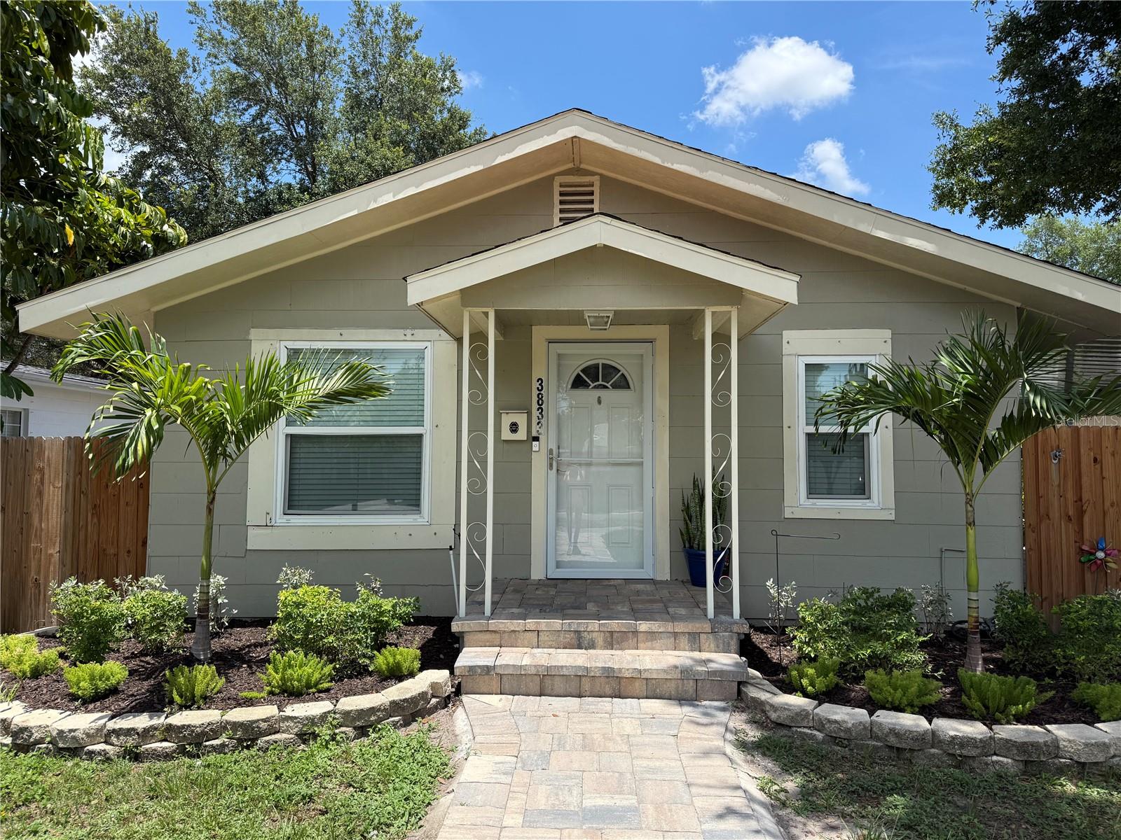 ROUSE MANOR - Residential Lease