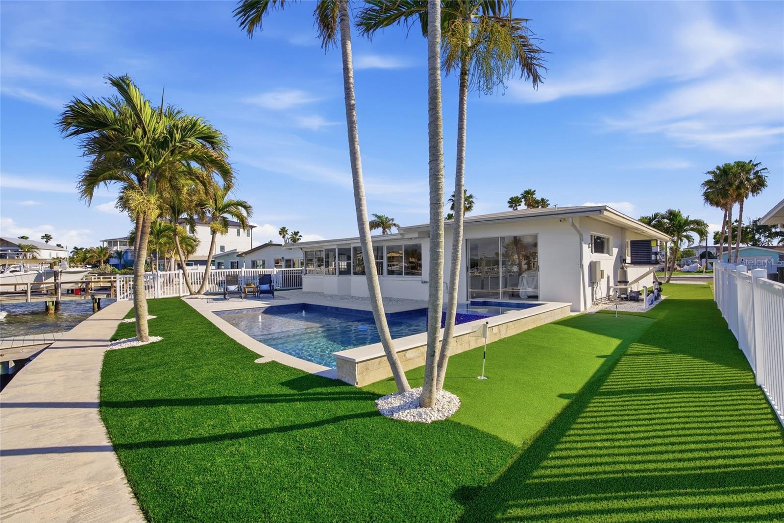 REDINGTON BEACH HOMES 6TH ADD - Residential