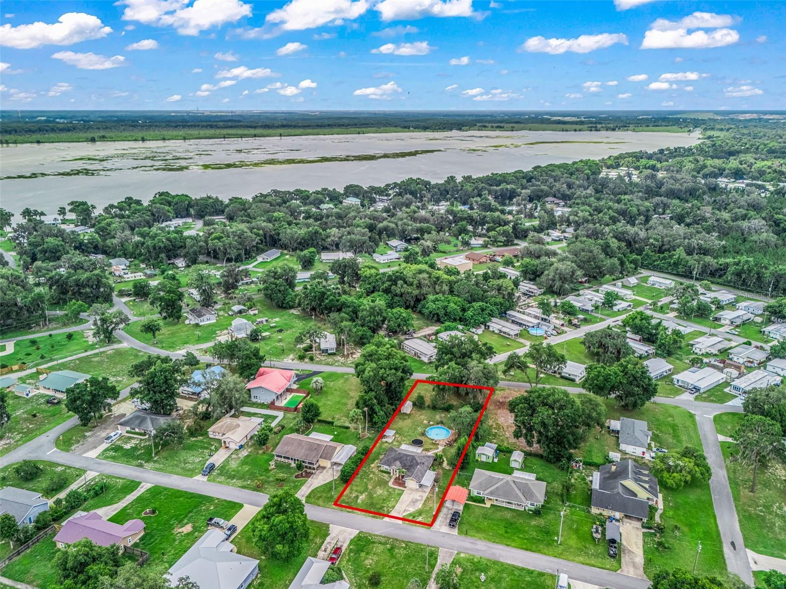 TRACYS POINT 3RD ADD - Residential