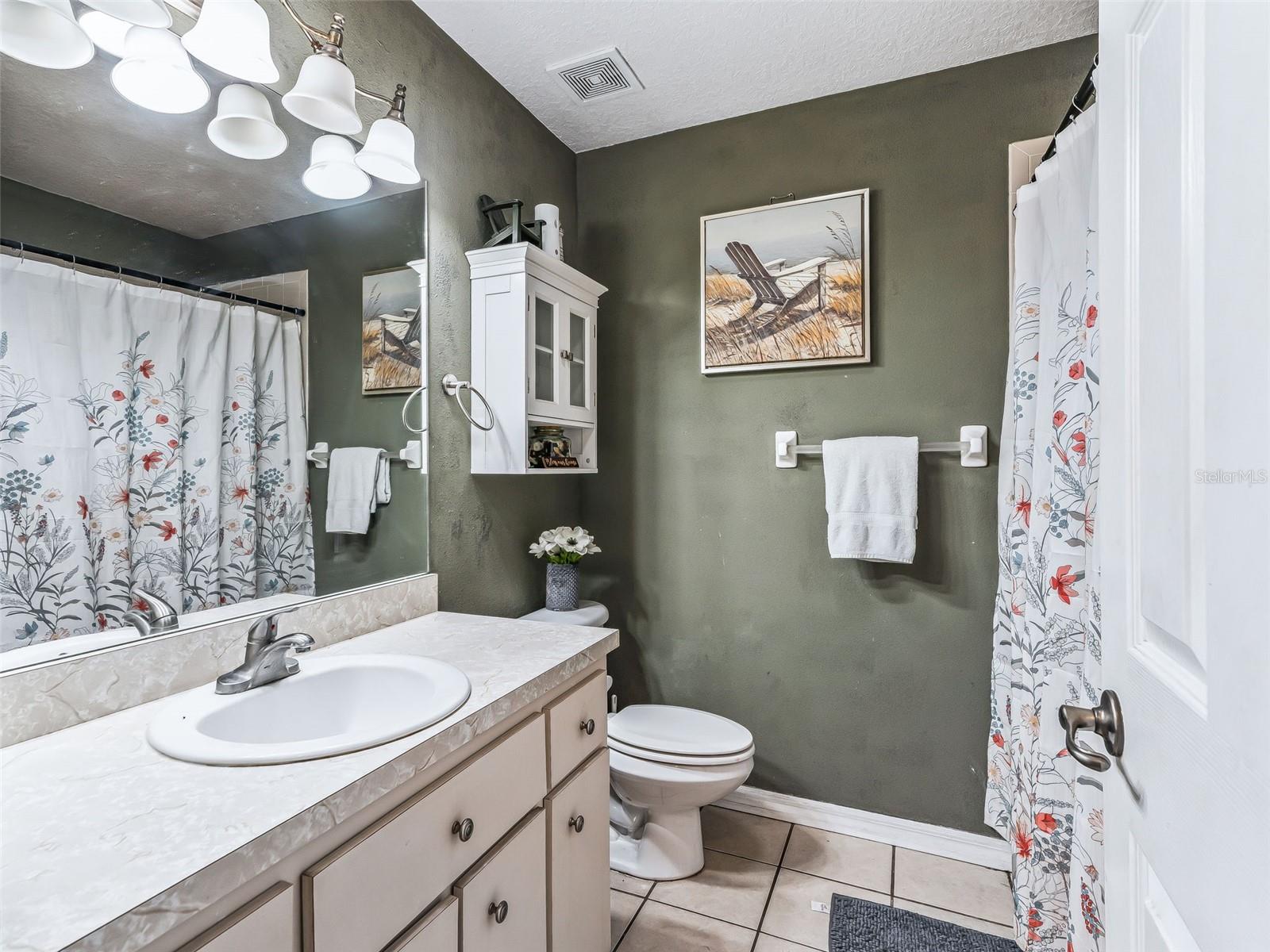 TRACYS POINT 3RD ADD - Residential