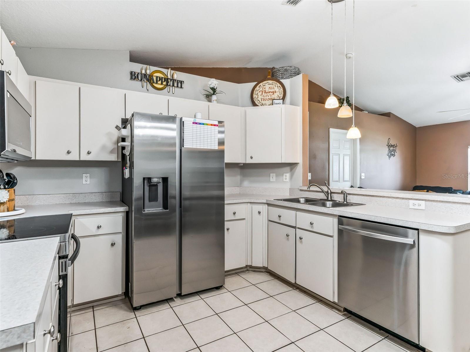 TRACYS POINT 3RD ADD - Residential