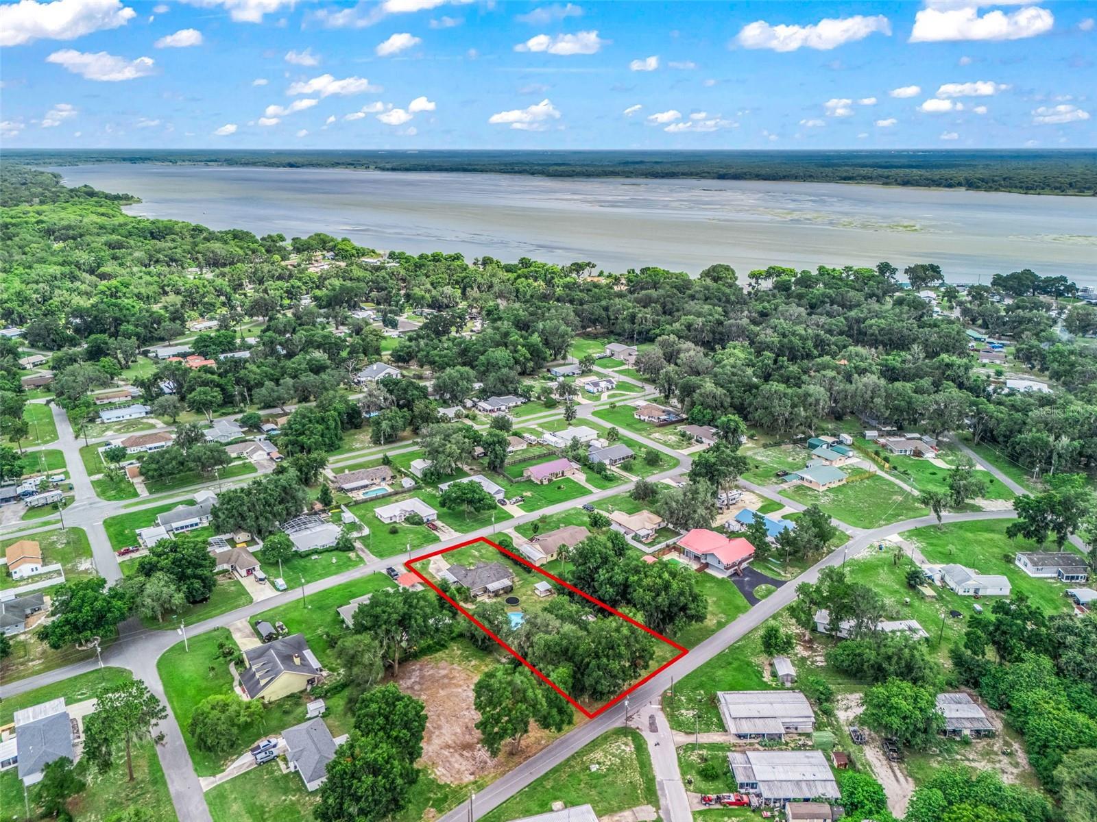 TRACYS POINT 3RD ADD - Residential
