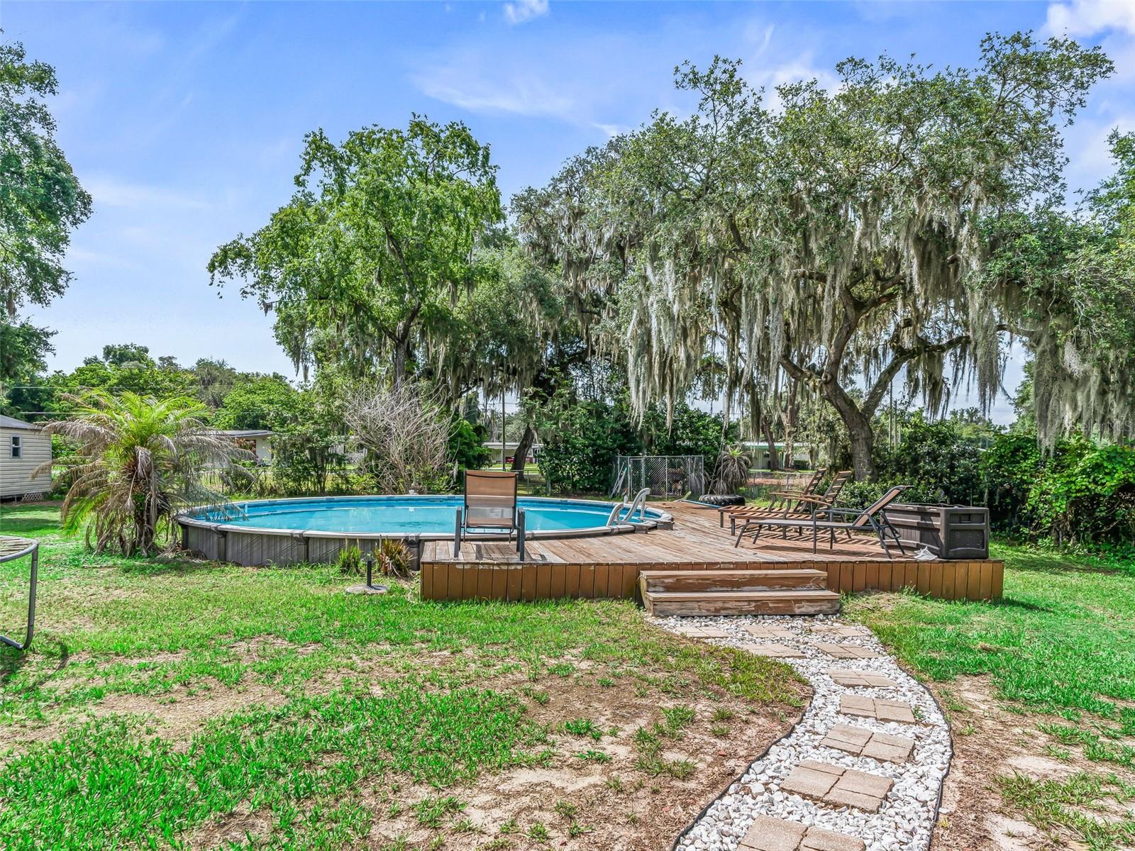 TRACYS POINT 3RD ADD - Residential