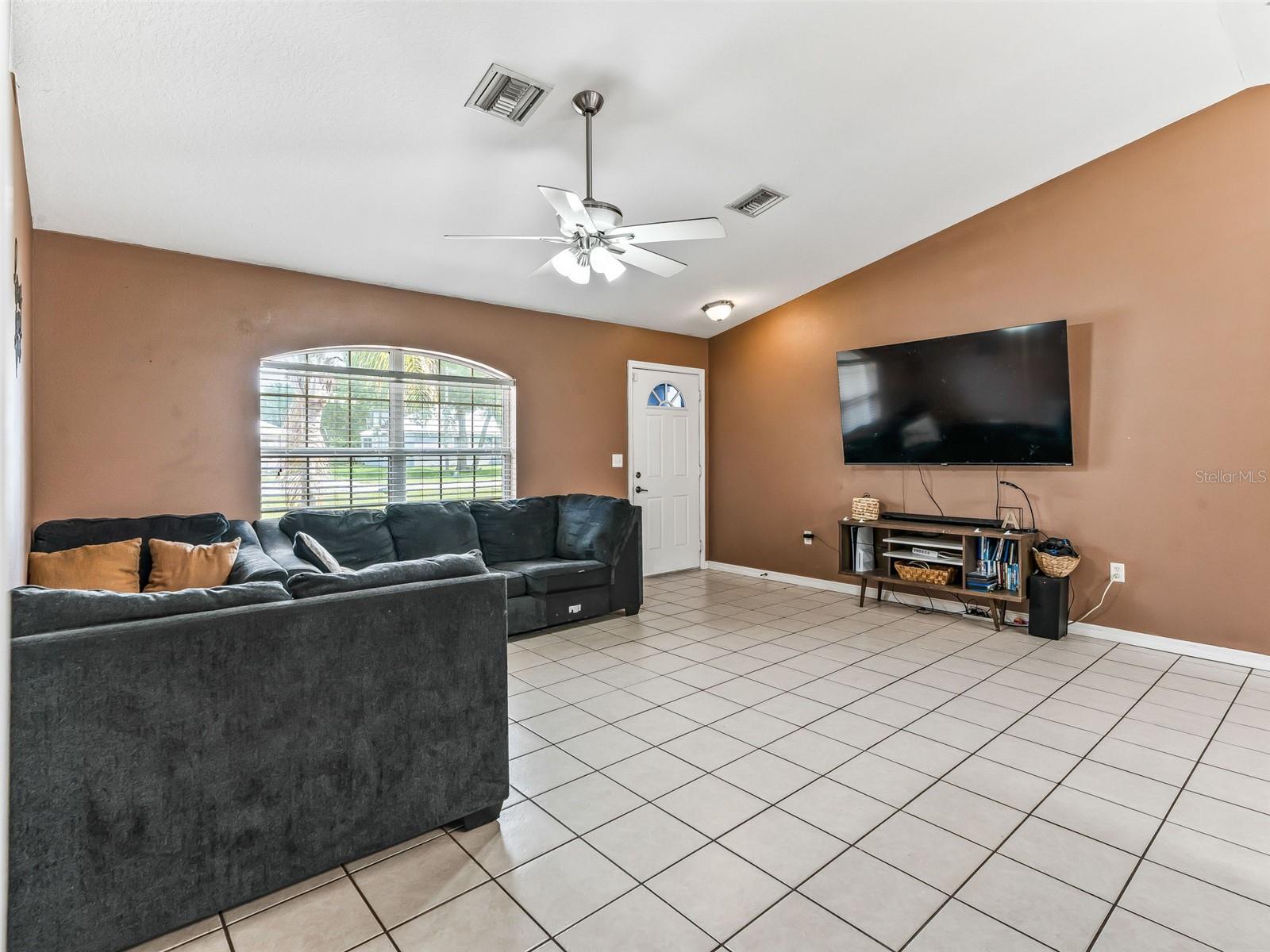 TRACYS POINT 3RD ADD - Residential