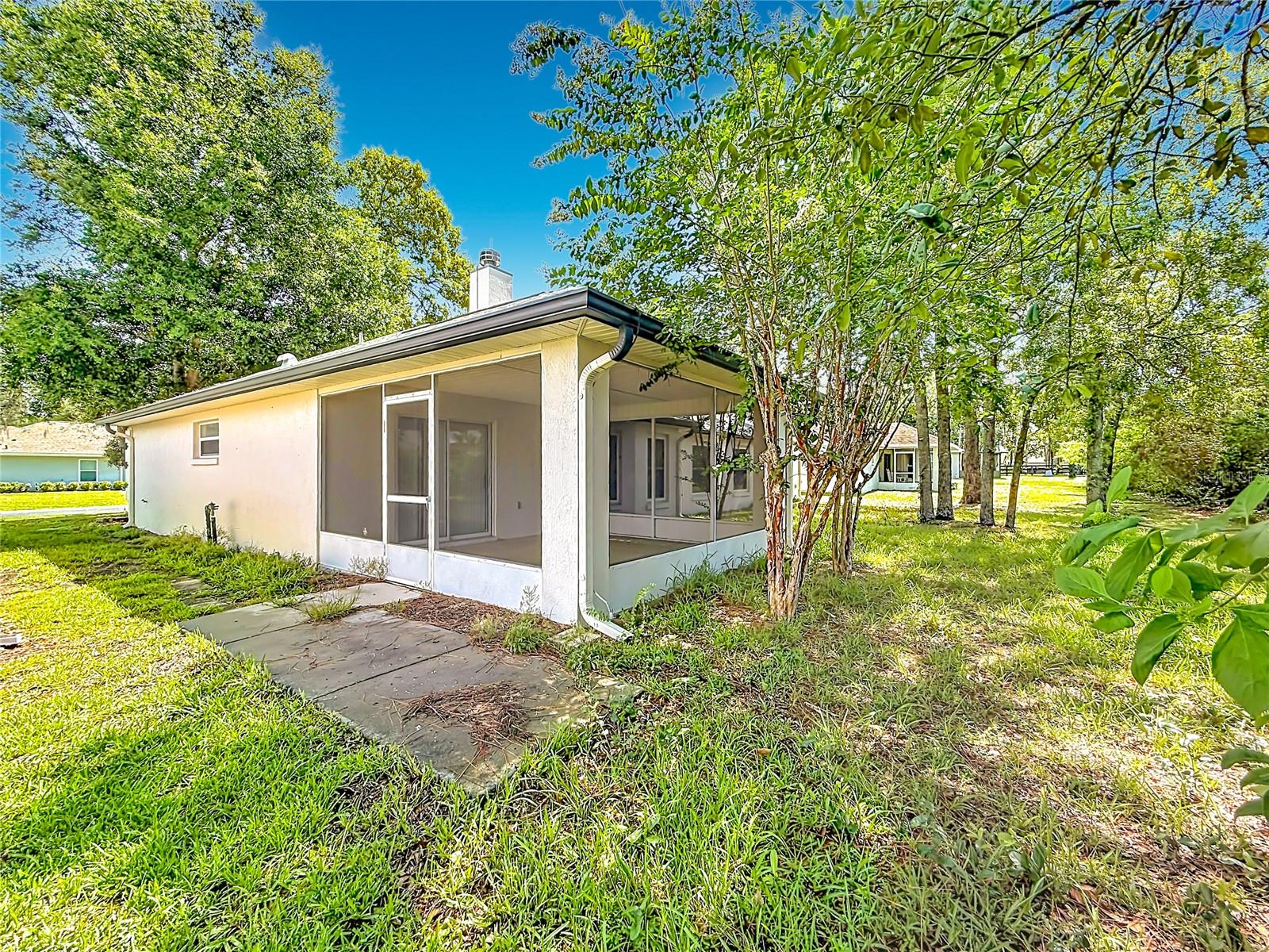 HARDWOOD TRLS - Residential
