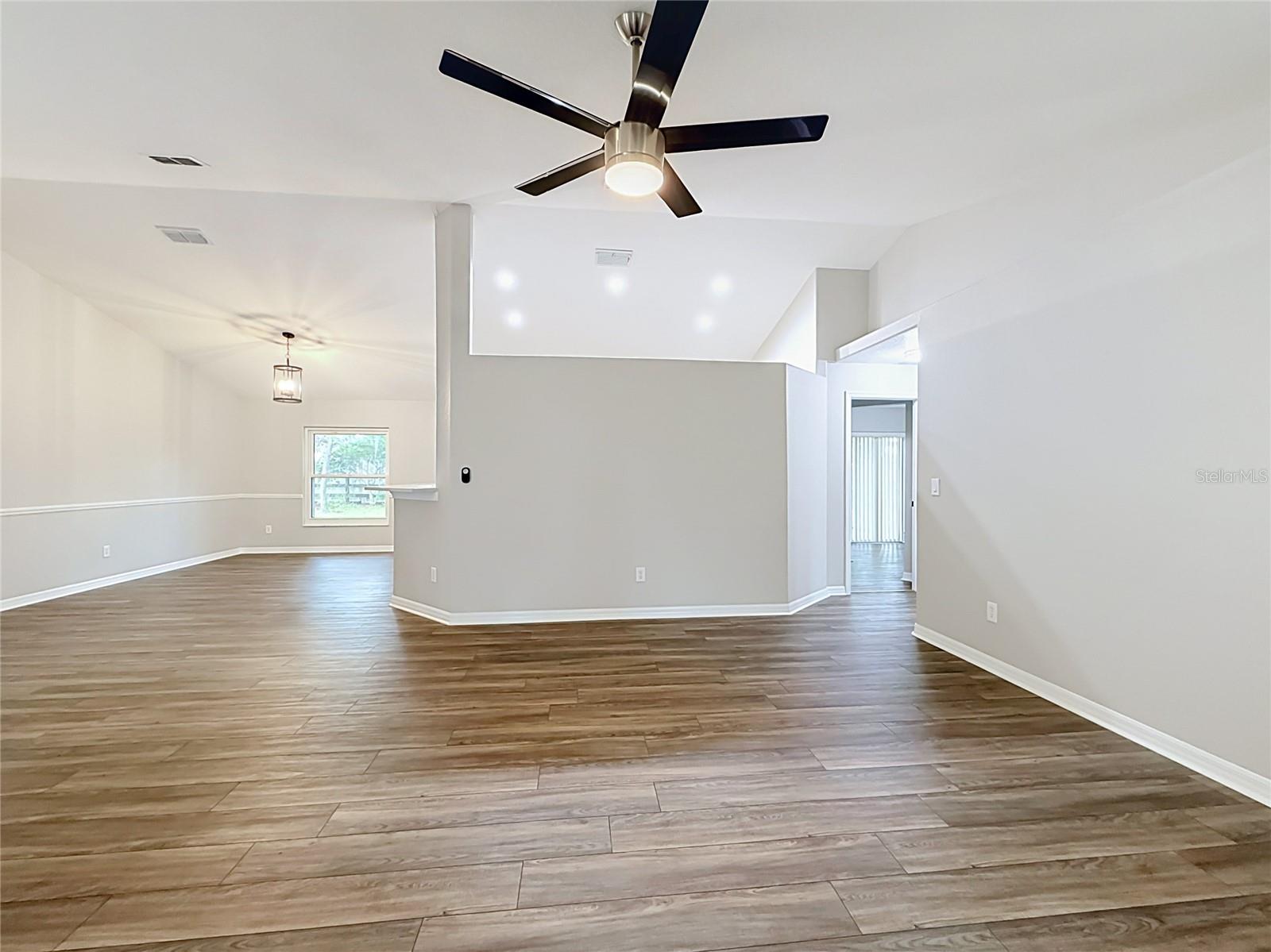 HARDWOOD TRLS - Residential