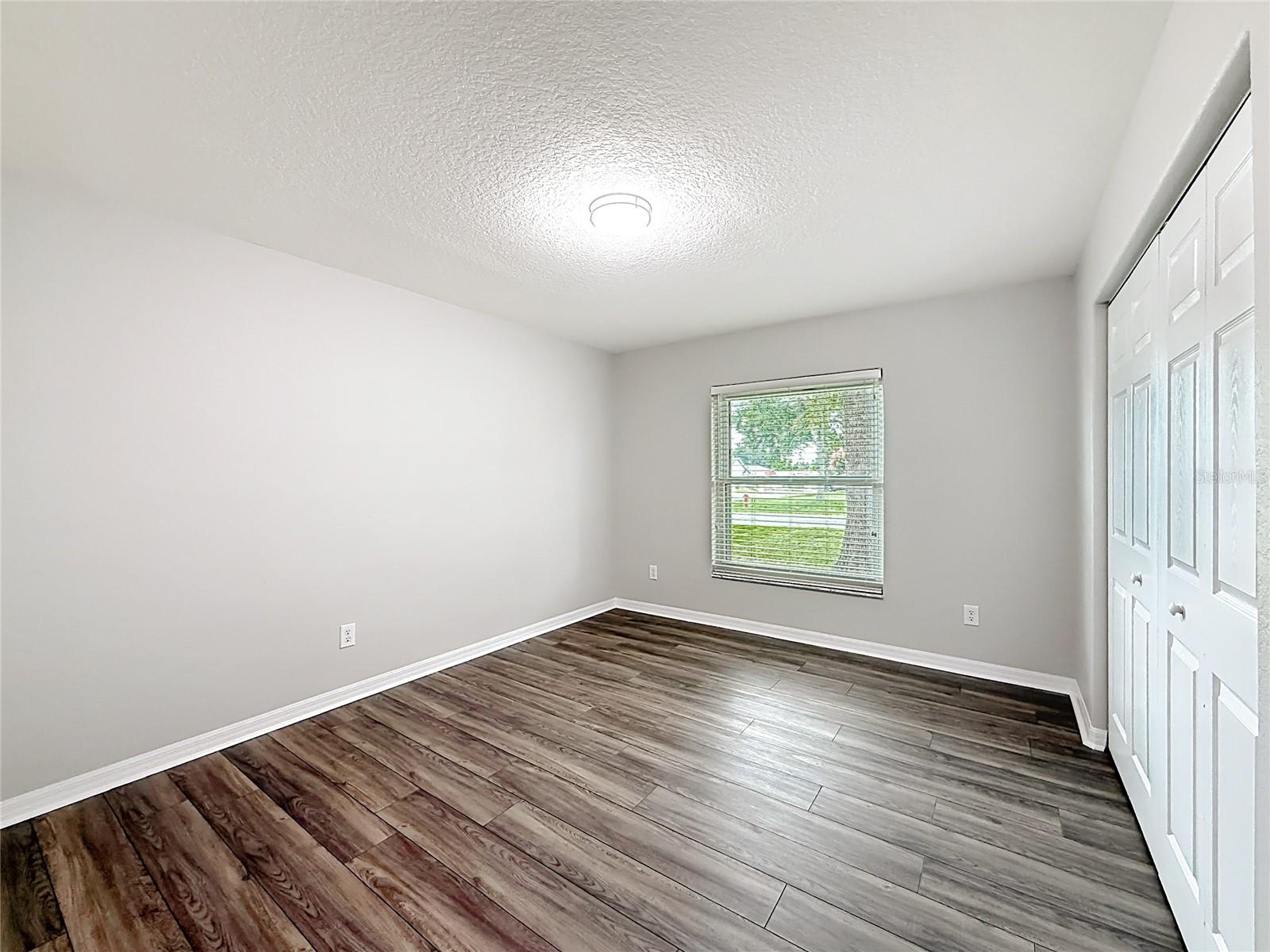 HARDWOOD TRLS - Residential