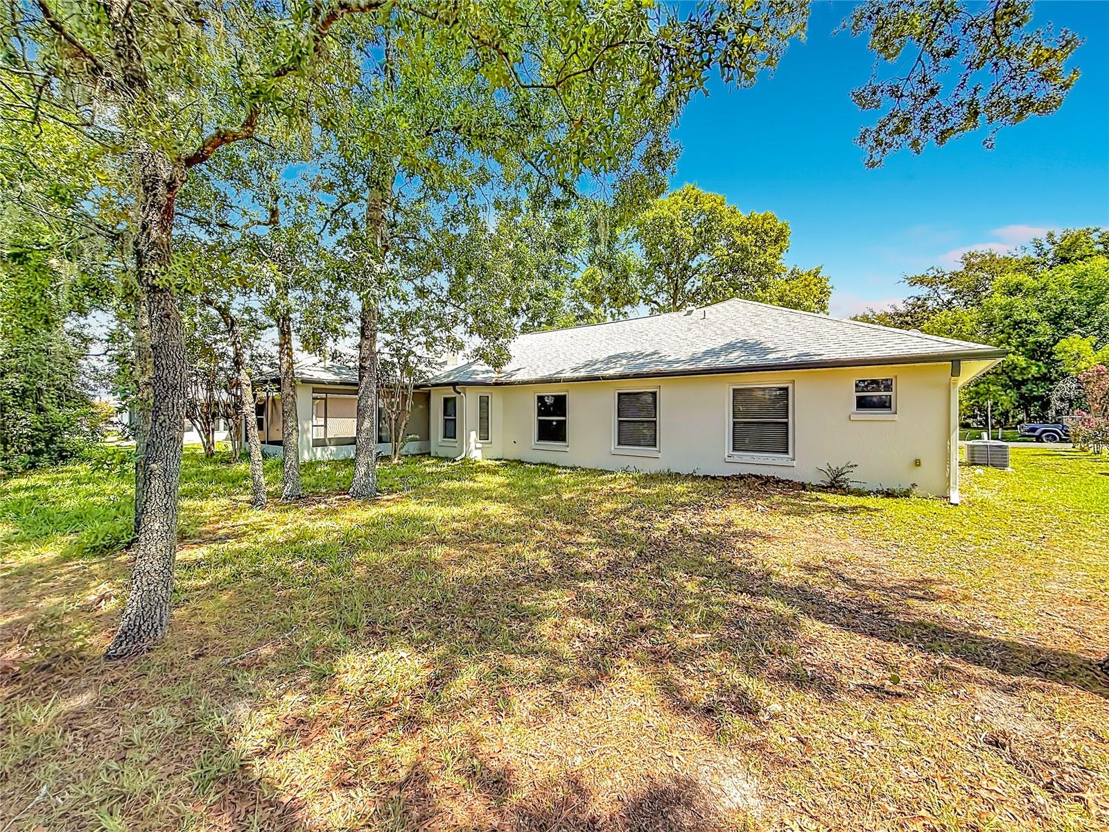 HARDWOOD TRLS - Residential