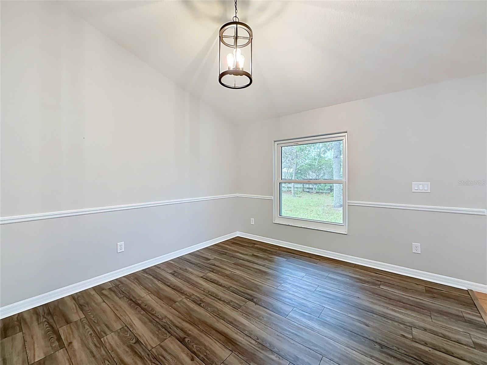 HARDWOOD TRLS - Residential