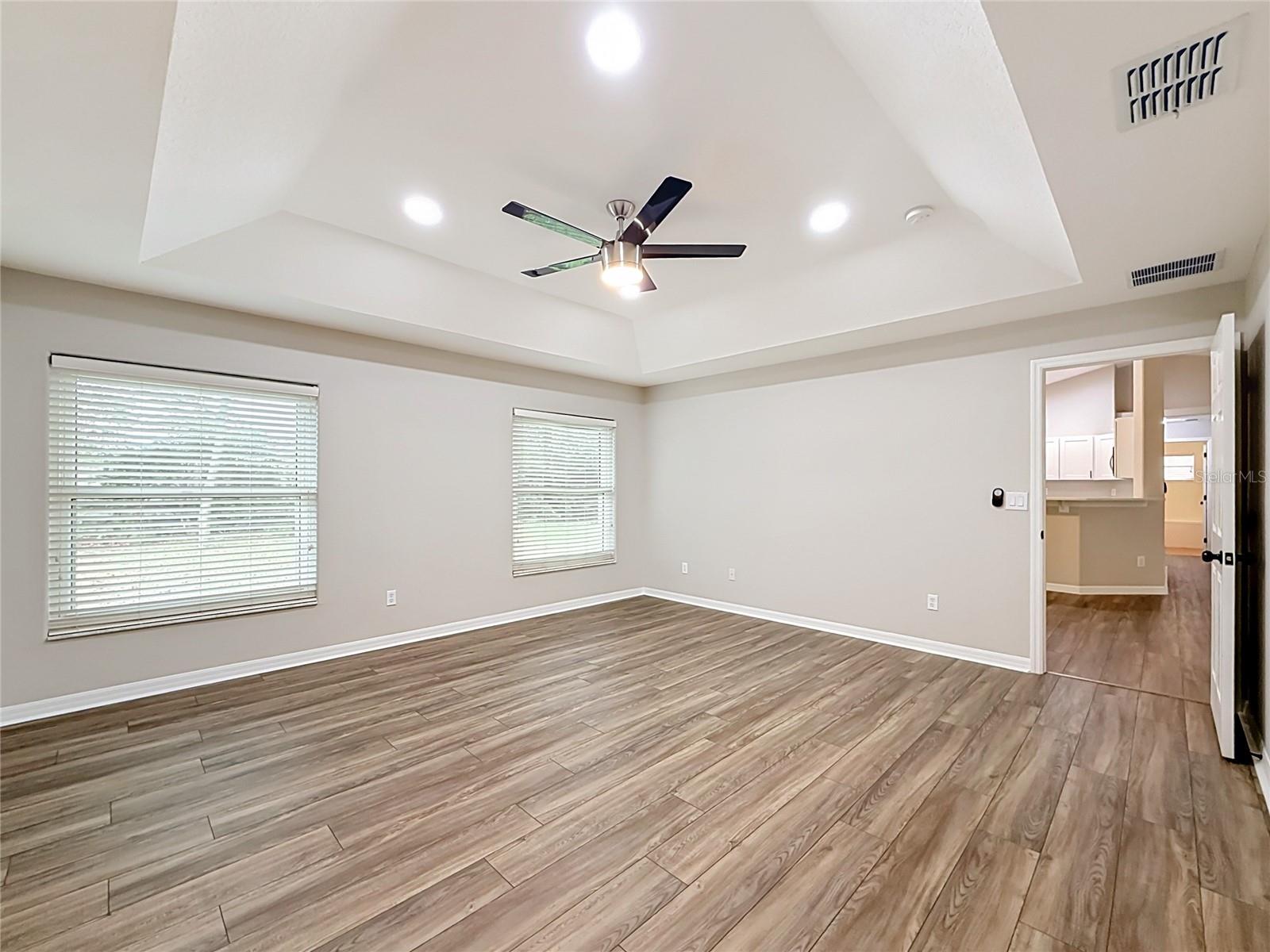 HARDWOOD TRLS - Residential