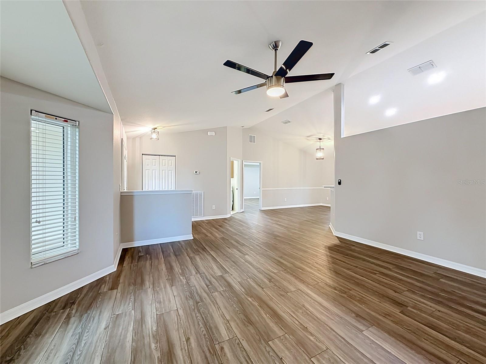 HARDWOOD TRLS - Residential