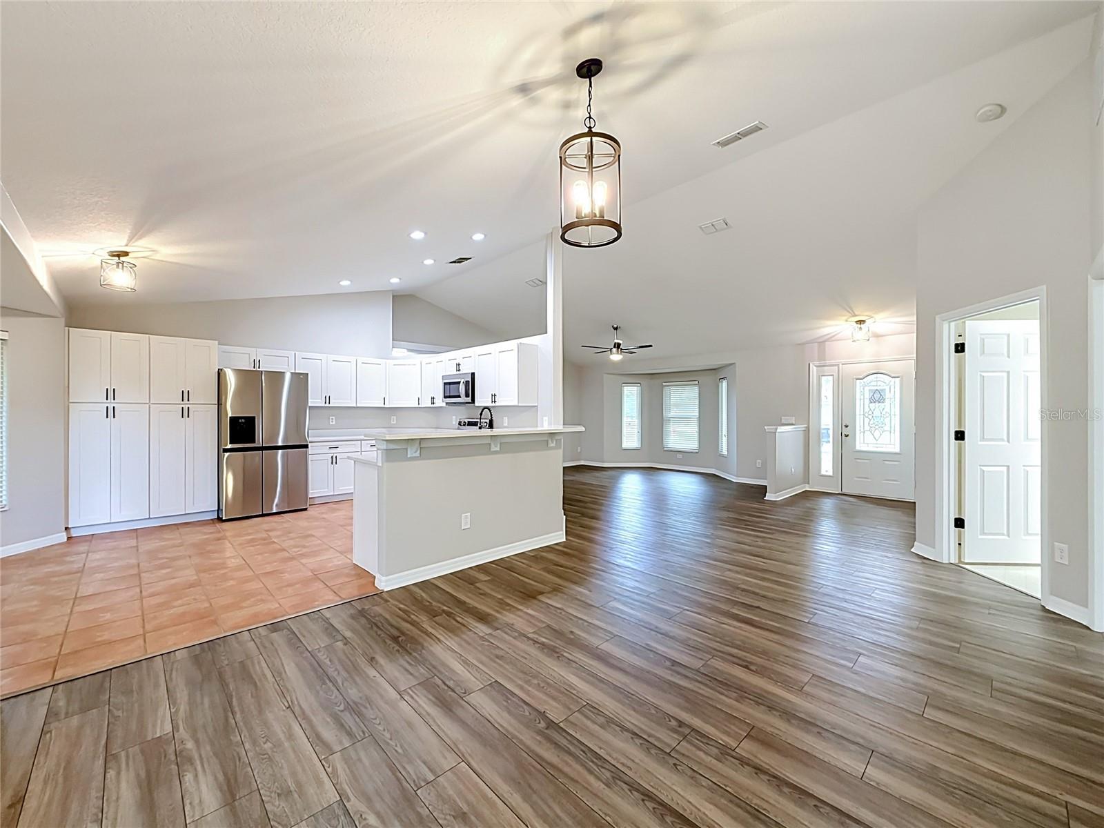 HARDWOOD TRLS - Residential