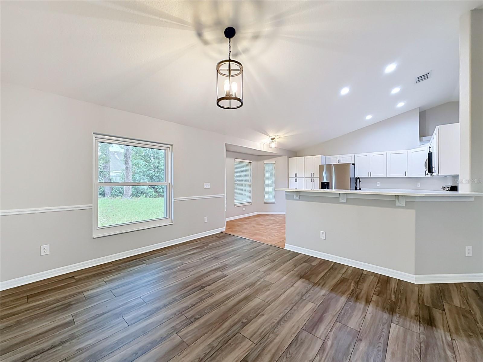 HARDWOOD TRLS - Residential