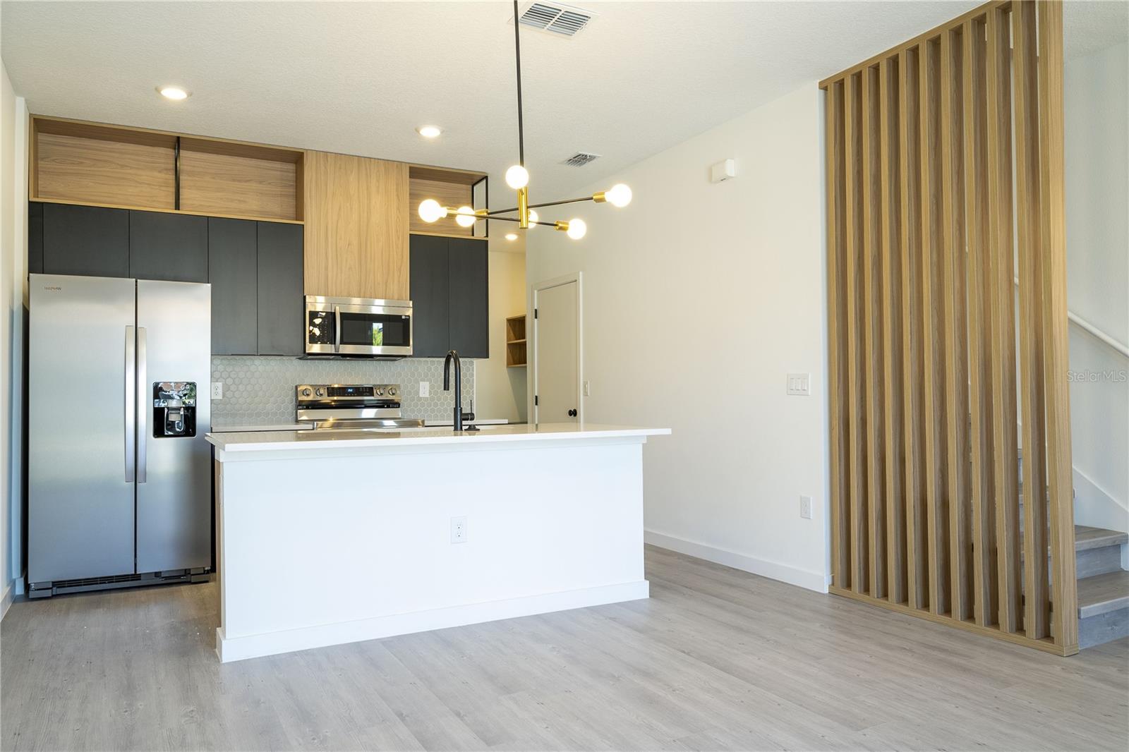 THE HUB AT WESTSIDE - Residential