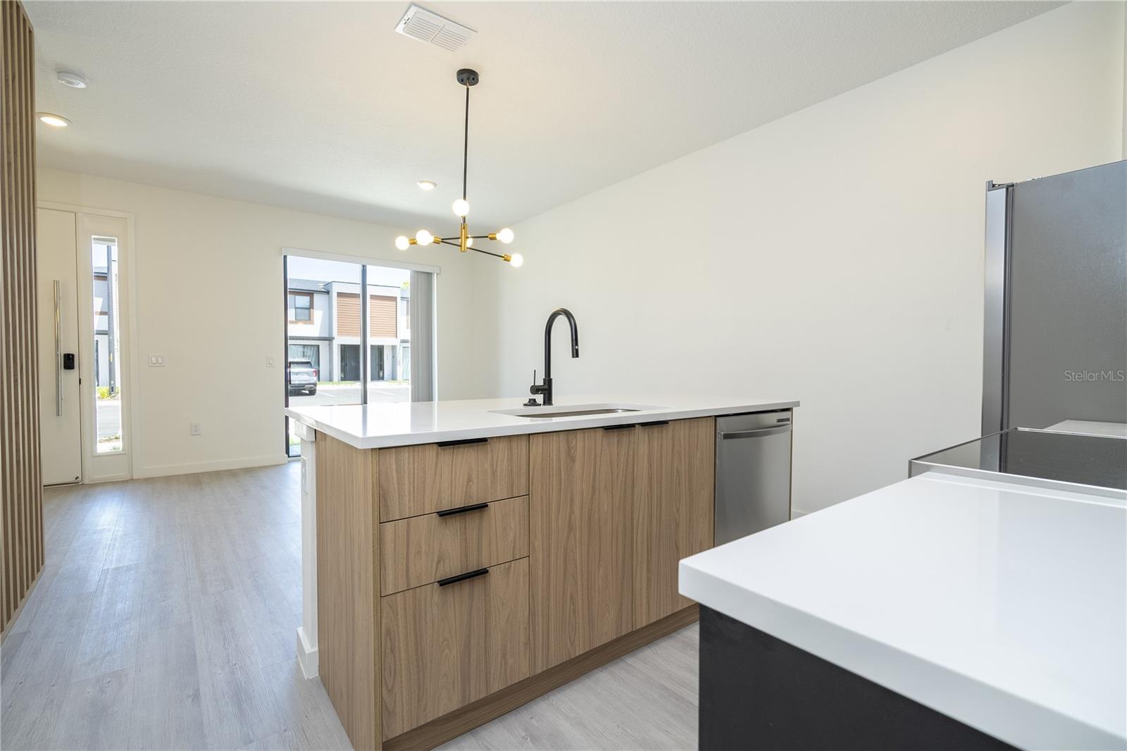 THE HUB AT WESTSIDE - Residential