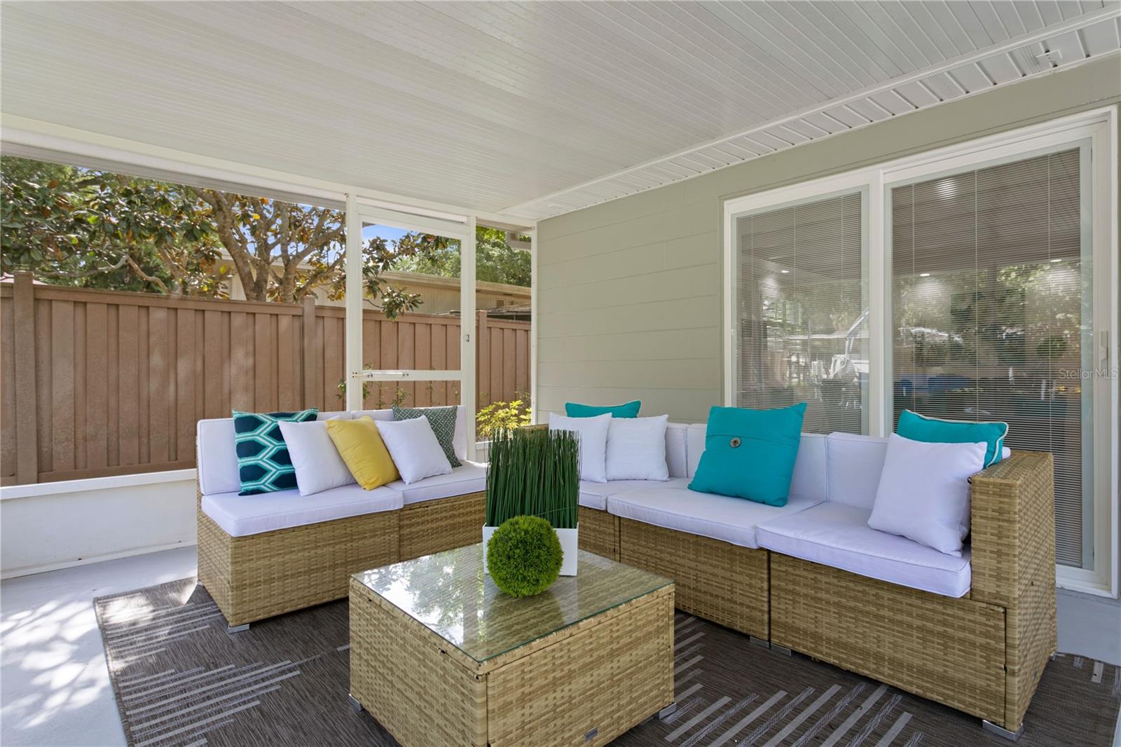 HENDERSON BEACH - Residential
