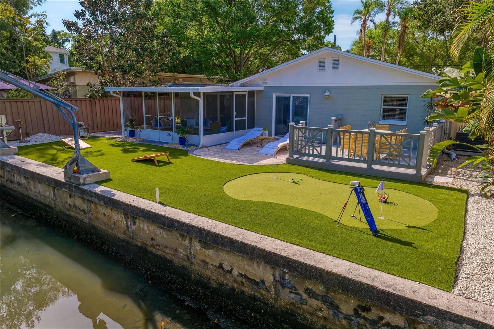 HENDERSON BEACH - Residential