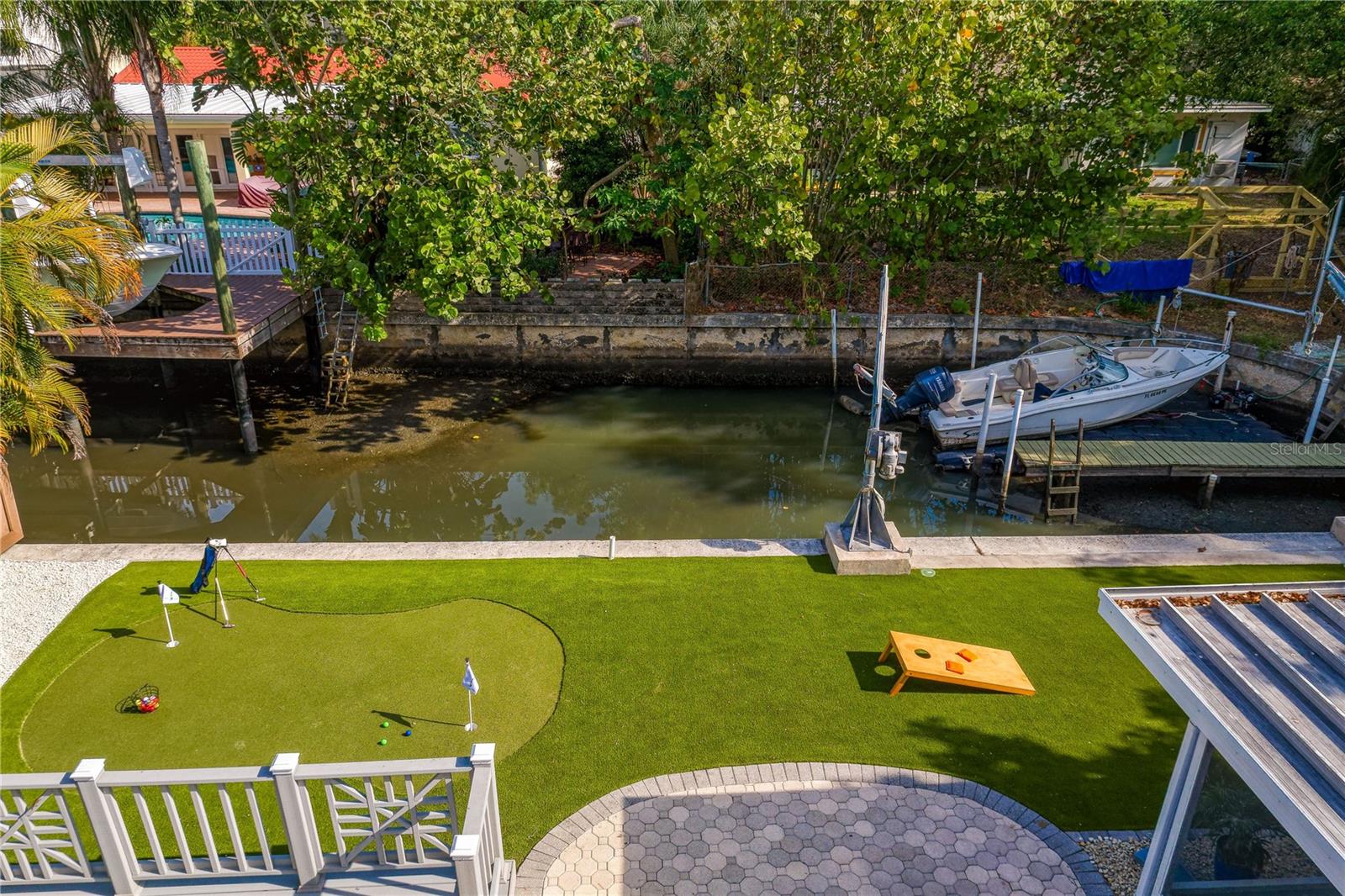 HENDERSON BEACH - Residential