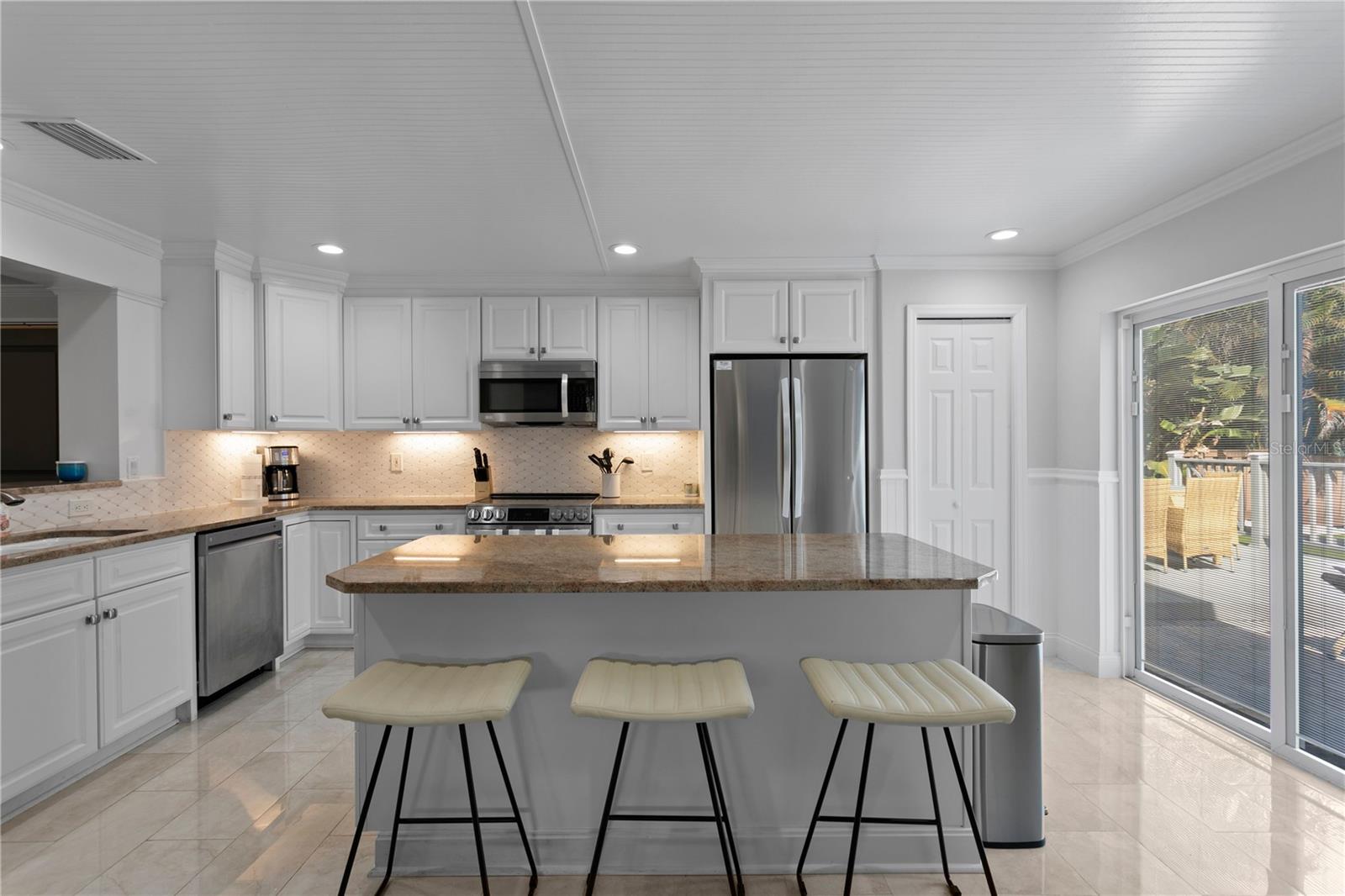 HENDERSON BEACH - Residential