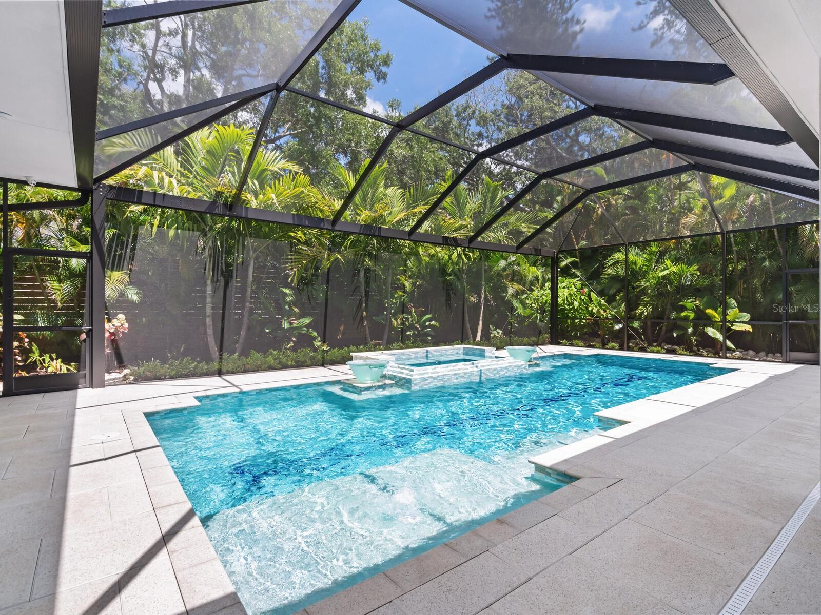 KENTWOOD ESTATES - Residential