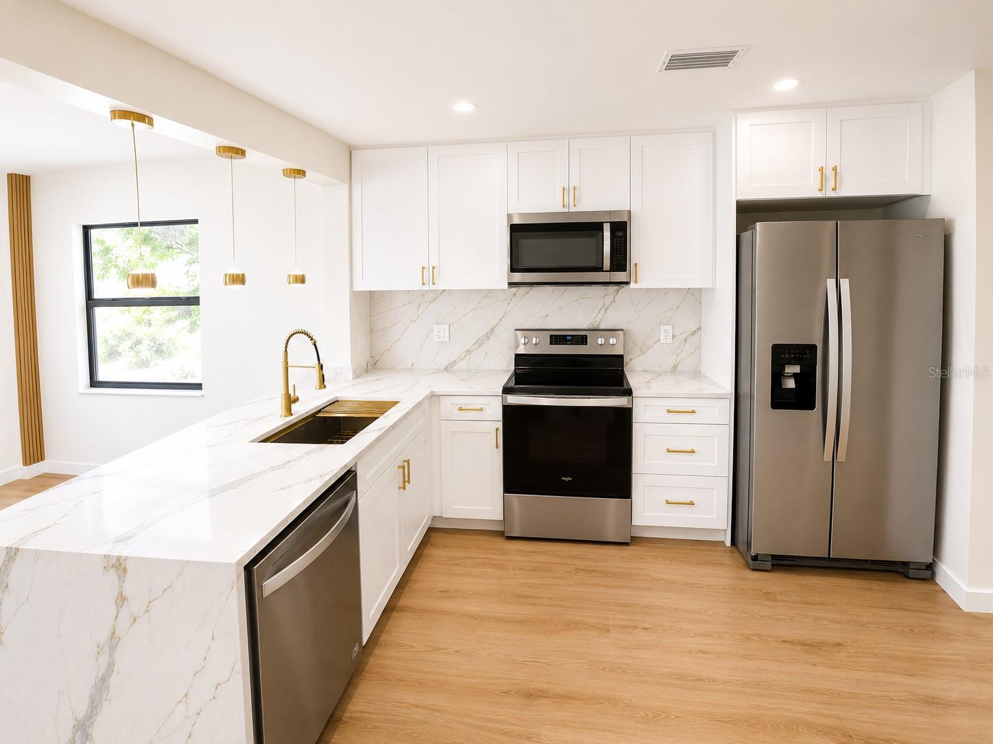 RIO VISTA - Residential