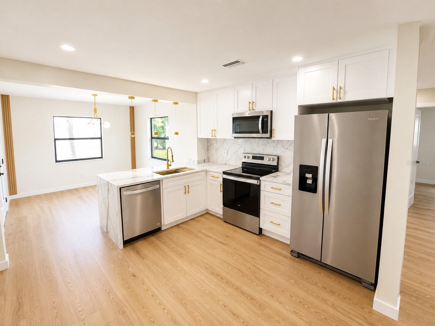 RIO VISTA - Residential