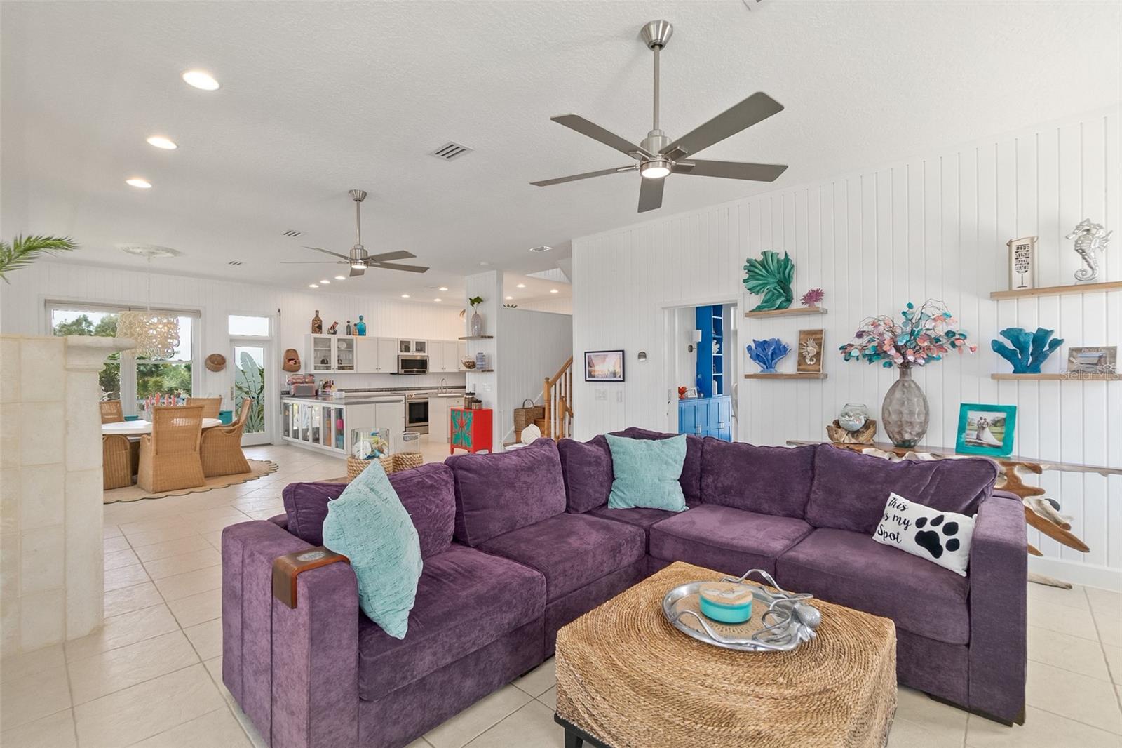 DOLPHIN COVE - Residential
