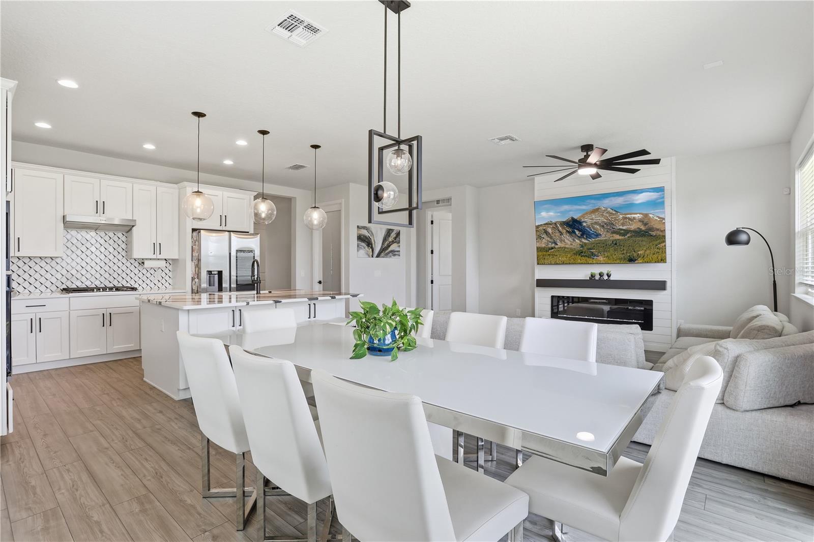 OAKS AT KELLY PARK PHASE 2 - Residential