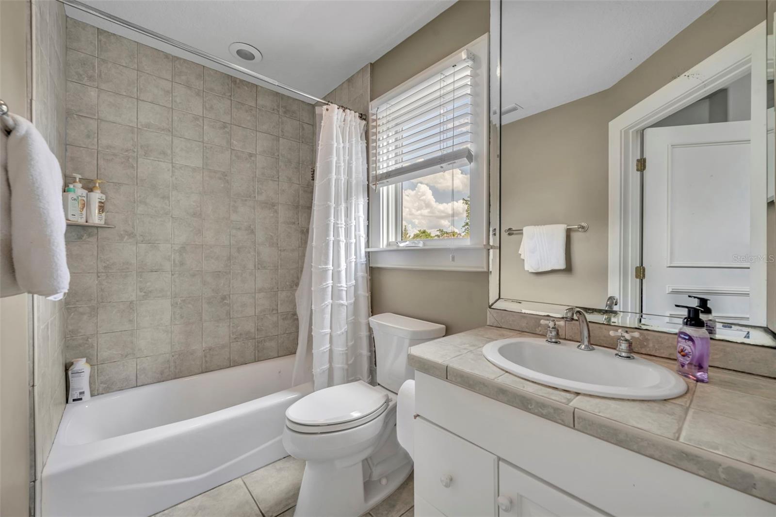 WOODMERE TERRACE REP - Residential